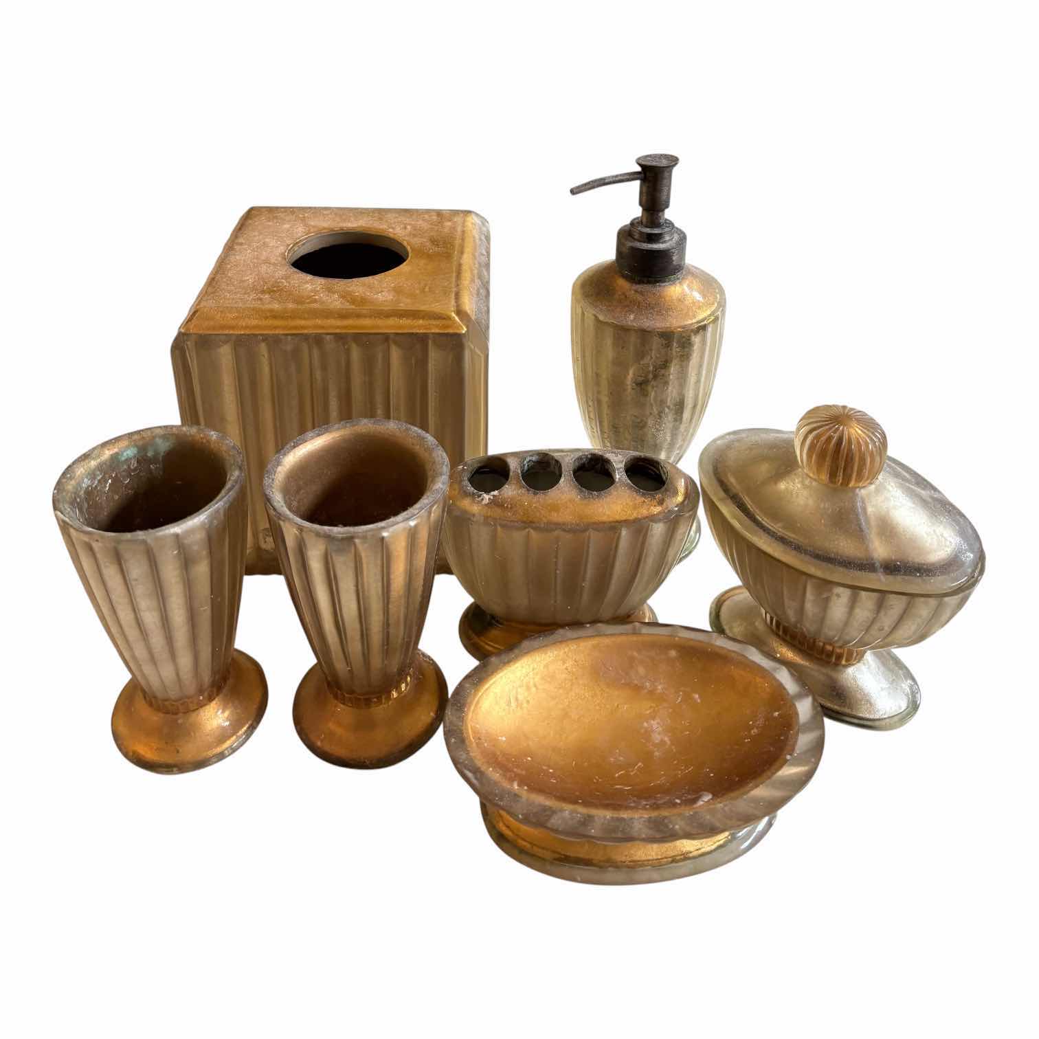 Photo 1 of VINTAGE STYLE BATHROOM COUNTER SET