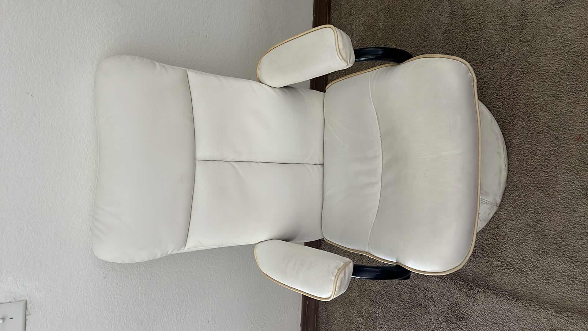 Photo 4 of WHITE LEATHER SWIVEL CHAIR W OTTOMAN