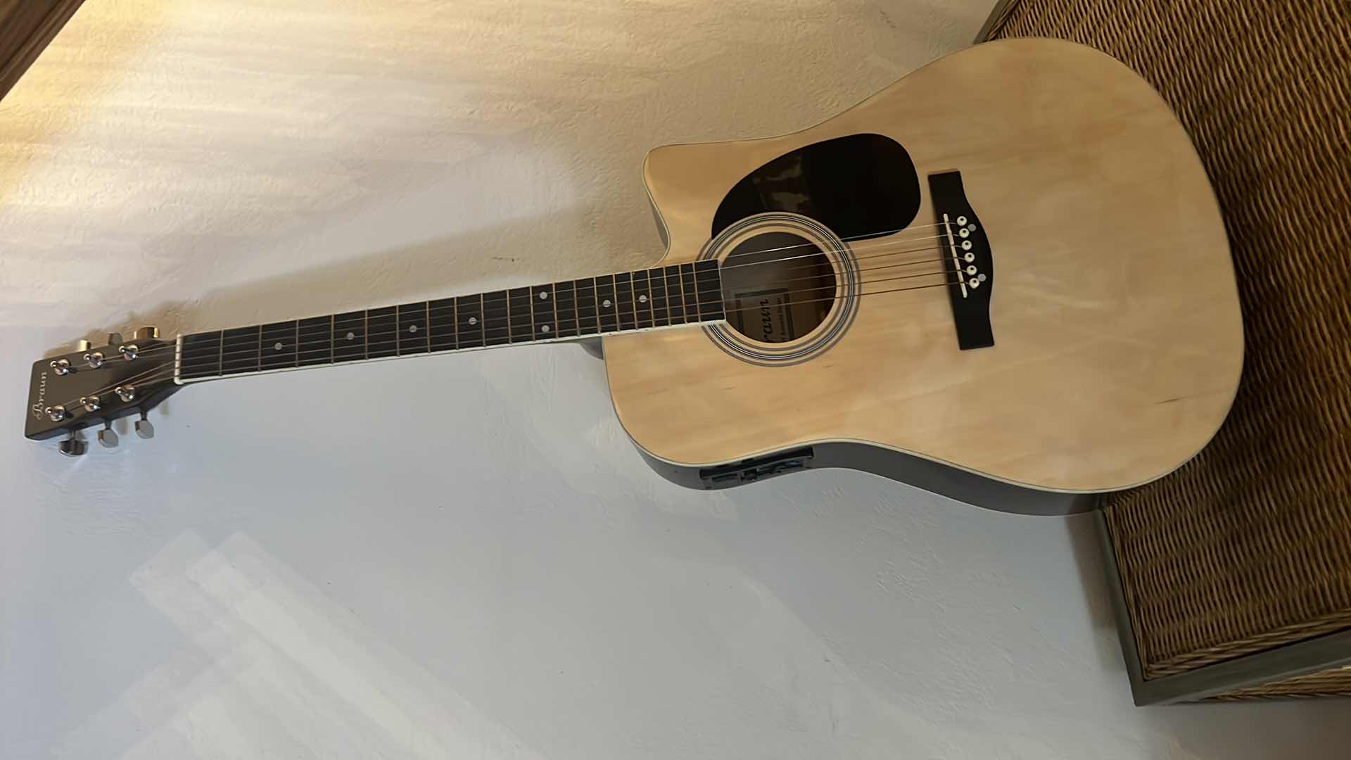 Photo 2 of BRAUN 41' ACOUSTIC GUITAR