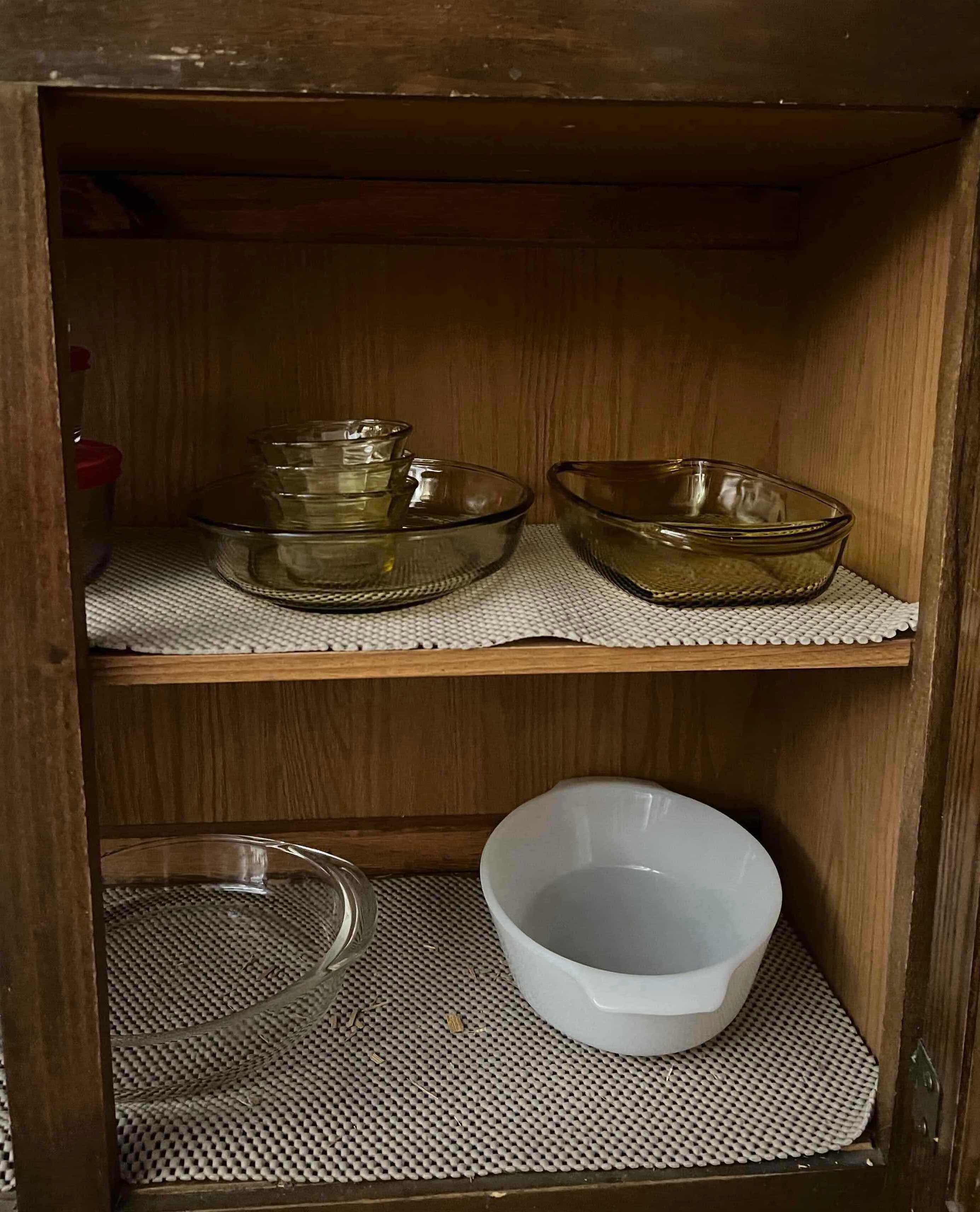 Photo 2 of CONTENTS OF KITCHEN CABINET (GLASSWARE, DISHES)