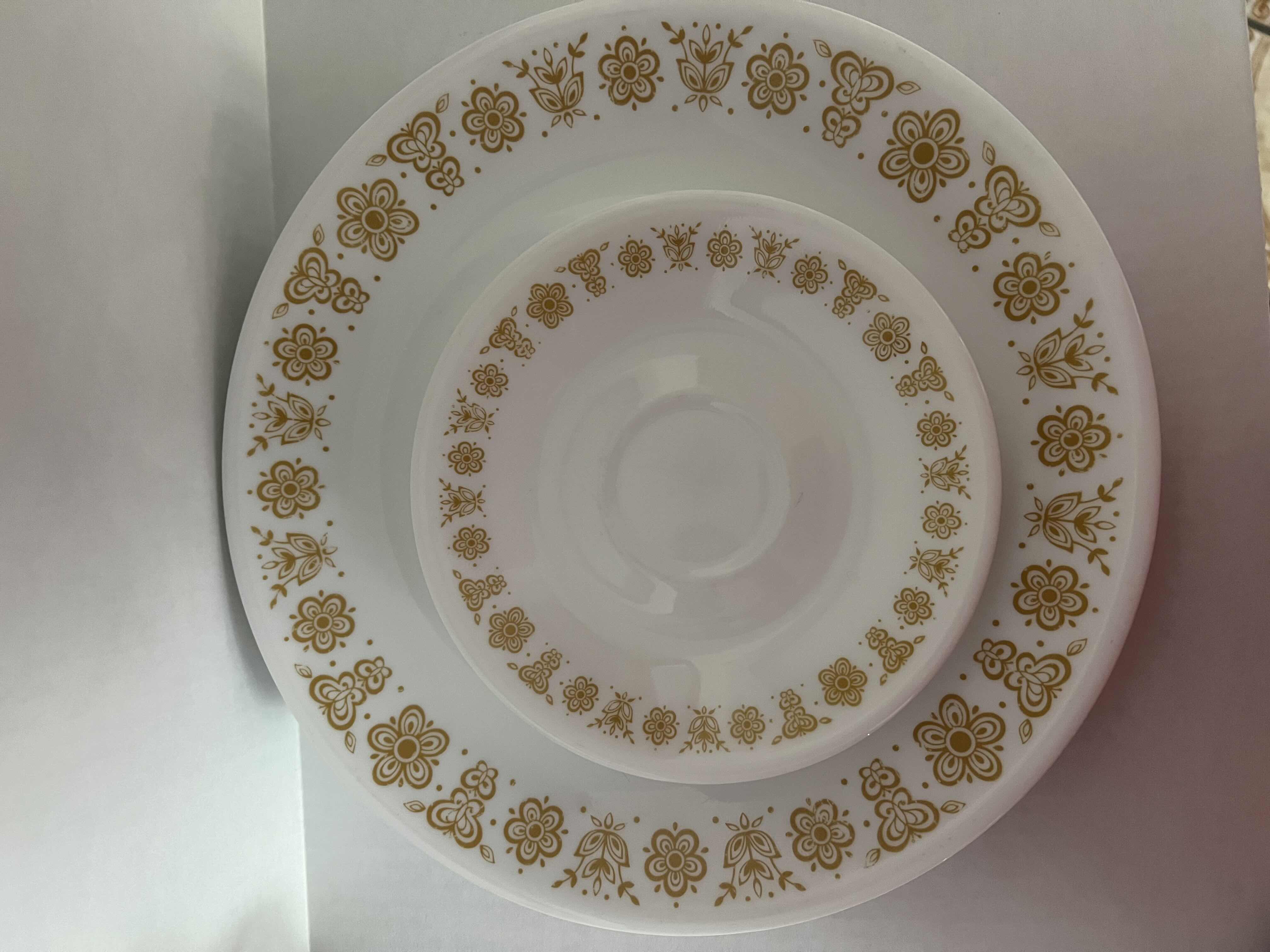 Photo 2 of 13 PCS- VINTAGE CORELLE CORNING DISHES (BUTTERFLY GOLD, SQUARED, BROWN & LIME GREEN BAND)