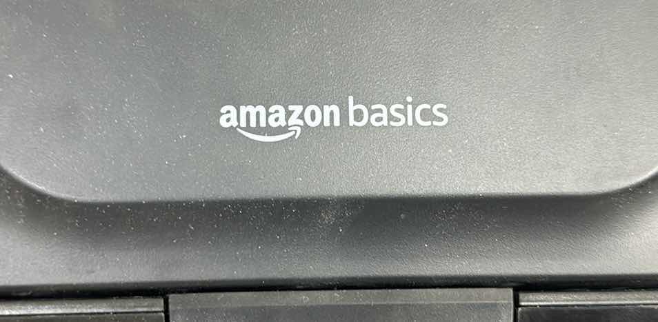 Photo 2 of AMAZON BASIC PAPER SHREDDER