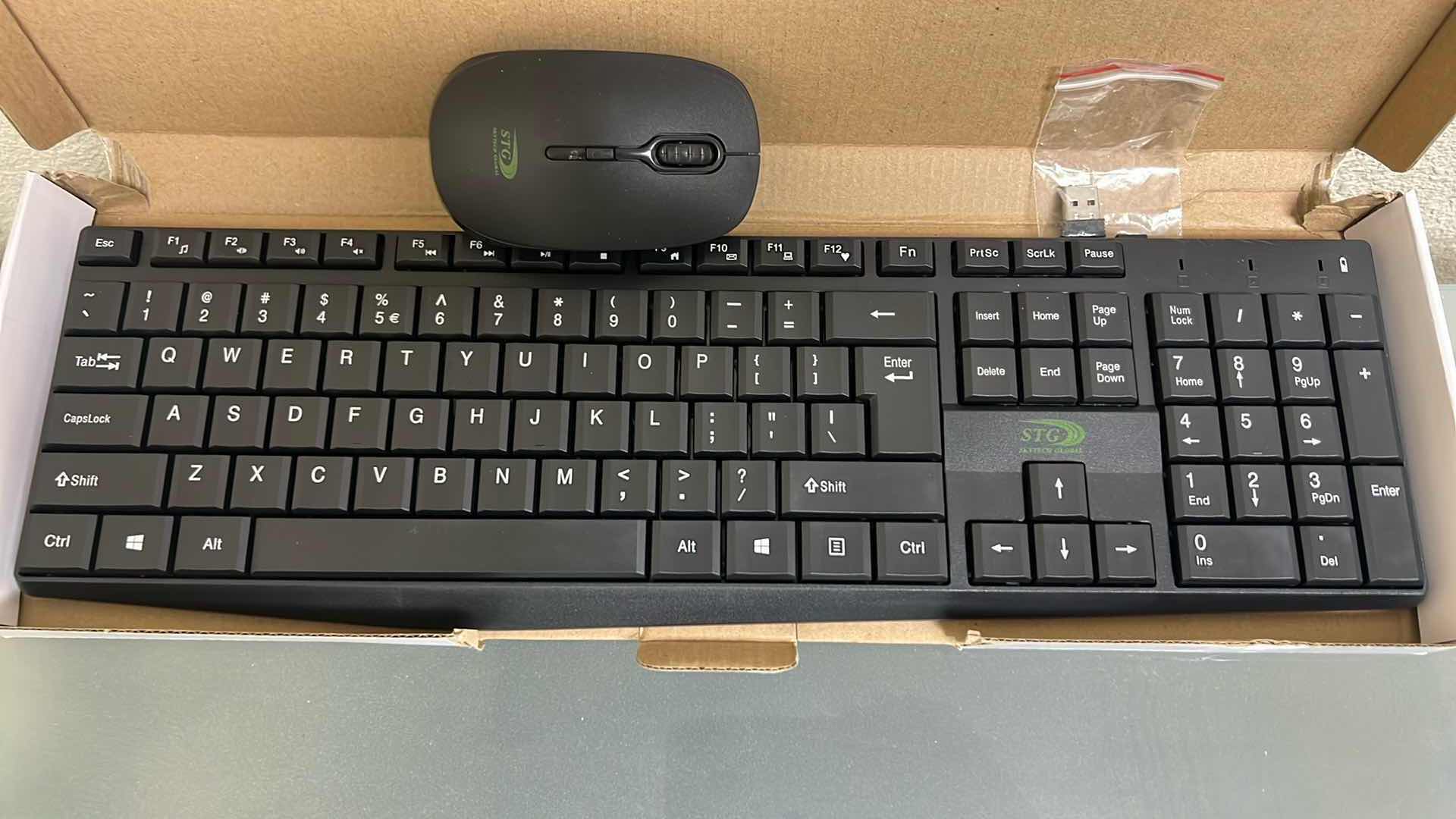 Photo 4 of NEW STG SKYTECH GLOBAL KEYBOARD W MOUSE