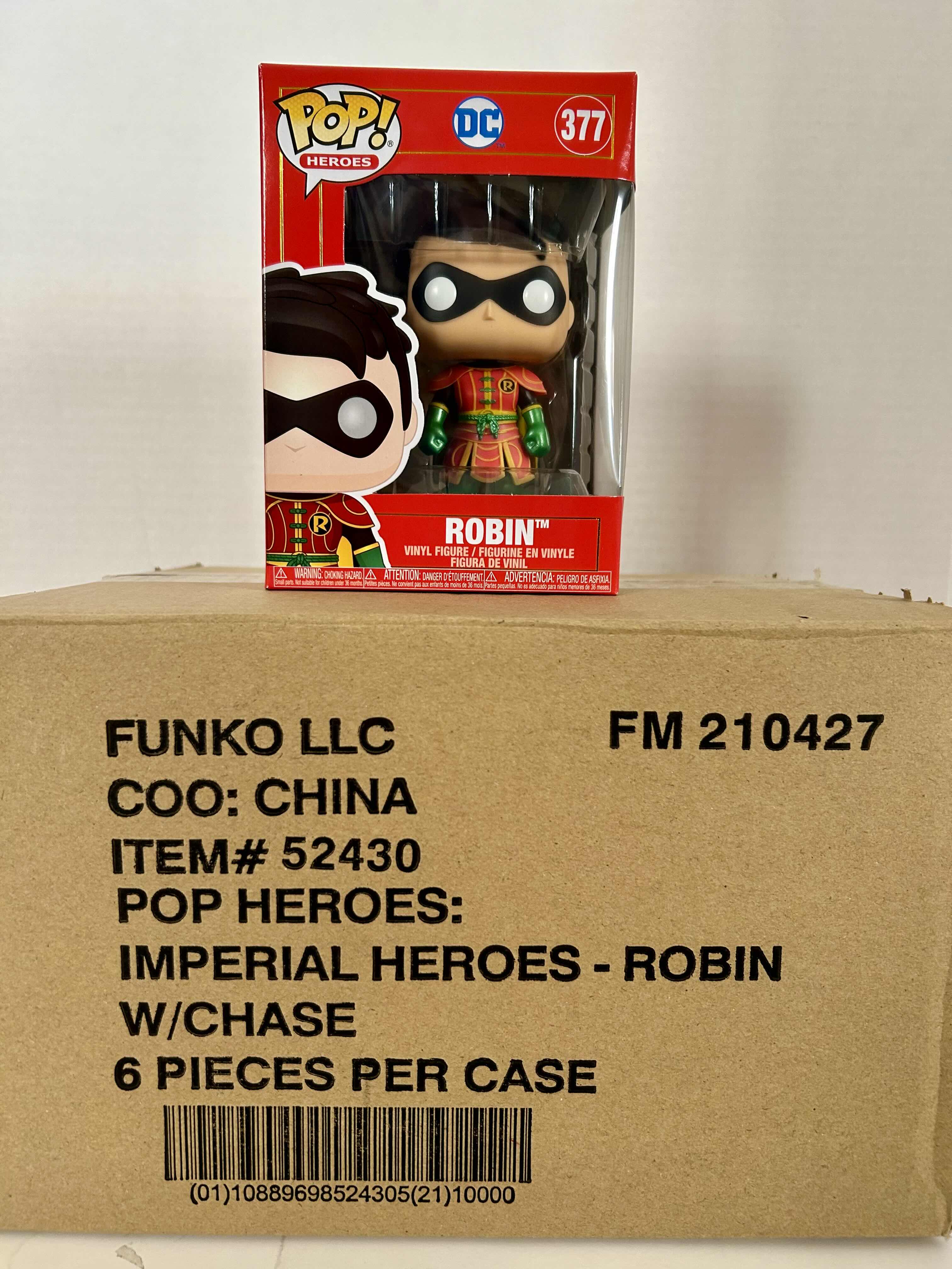 Photo 3 of FUNKO POP! DC: ROBIN #377
6 PER CASE