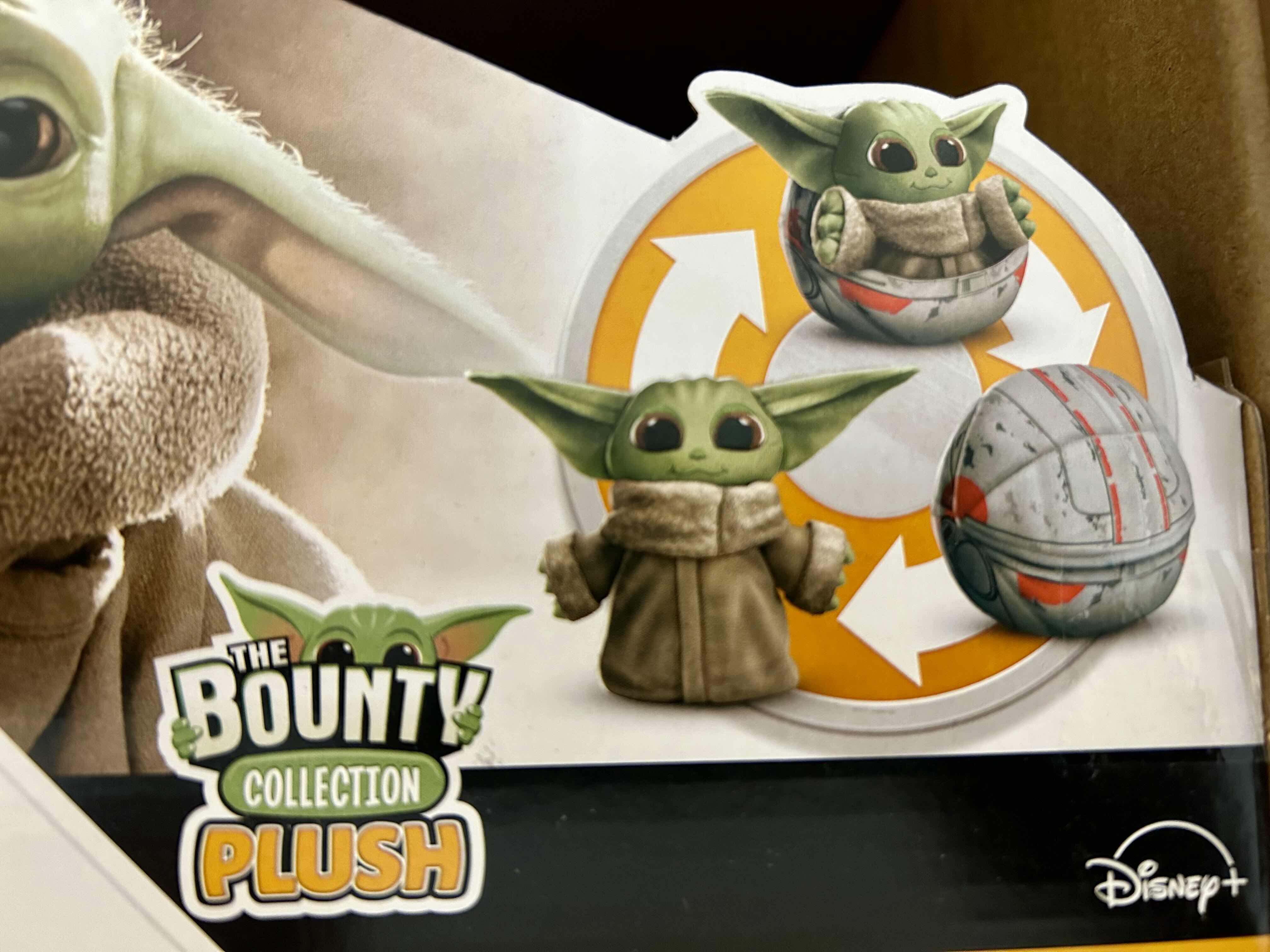 Photo 3 of THE BOUNTY PLUSH COLLECTION: STAR WARS: MANDALORIAN THE CHILD 
1 PER PACK