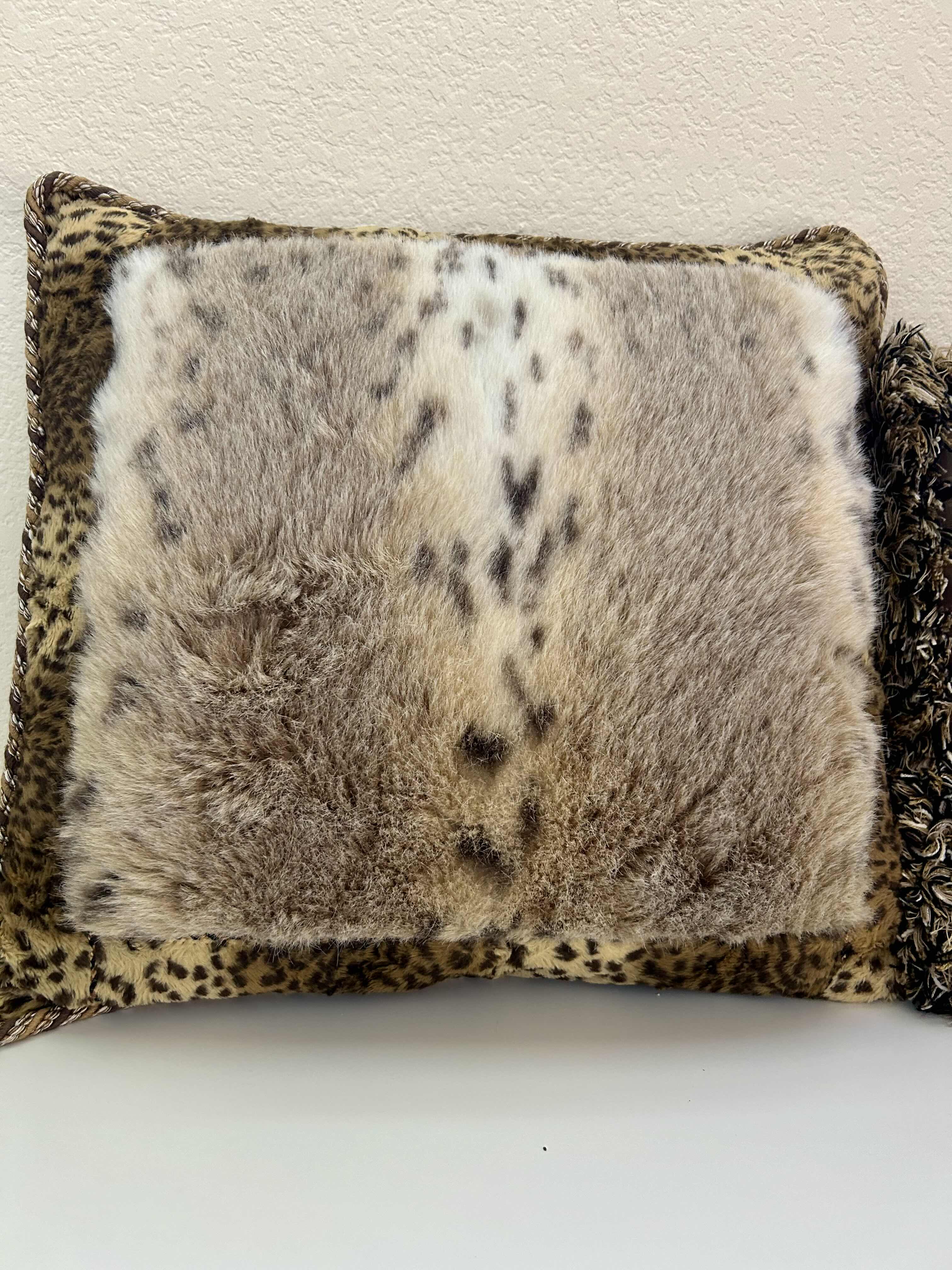 Photo 2 of 2 DECORATIVE LEOPARD PRINT THROW PILLOWS