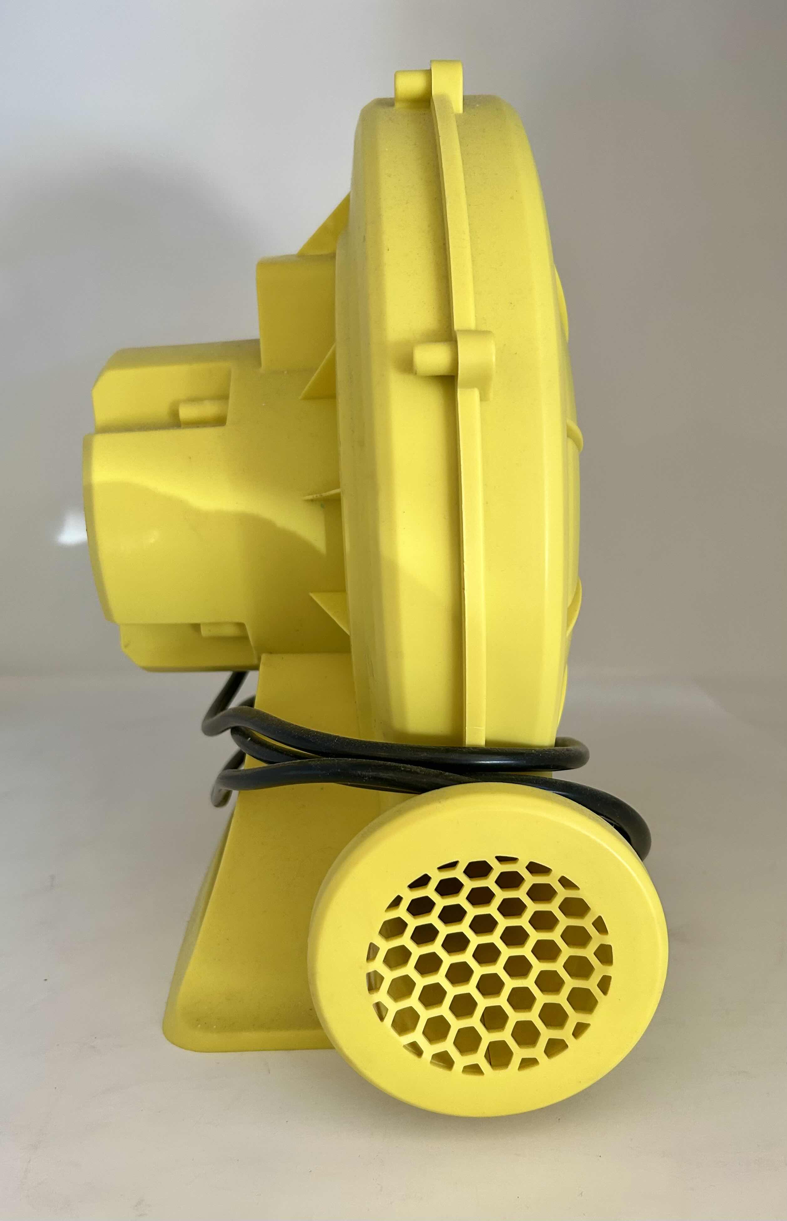 Photo 3 of COMMERCIAL INFLATABLE BOUNCER BLOWER - POWERFUL PUMP FAN FOR BOUNCY CASTLE, JUMPER, PERFECT AIR BLOWER  FOR INFLATABLES