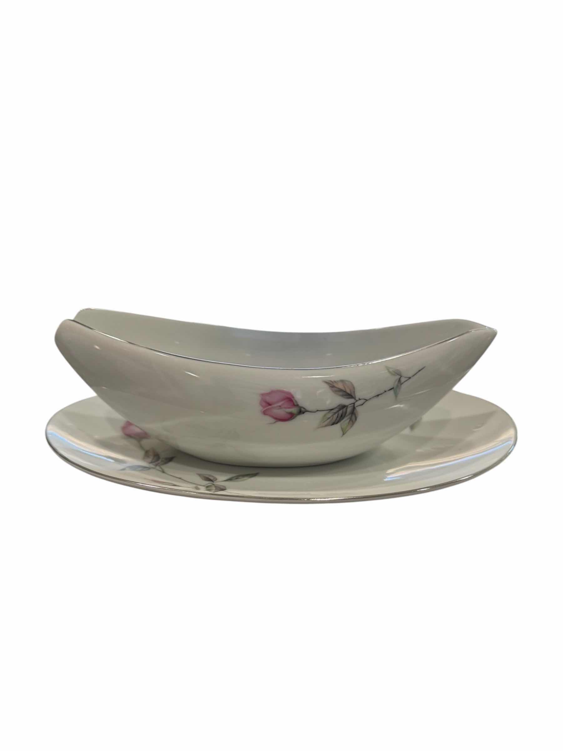 Photo 1 of 120
VINTAGE DAWN ROSES BY SANGO JAPAN SERVING SET, FLORAL DESIGN, CHINA, 7 ITEMS

SERVING PLATTER
16” X 12” X H1.25”
