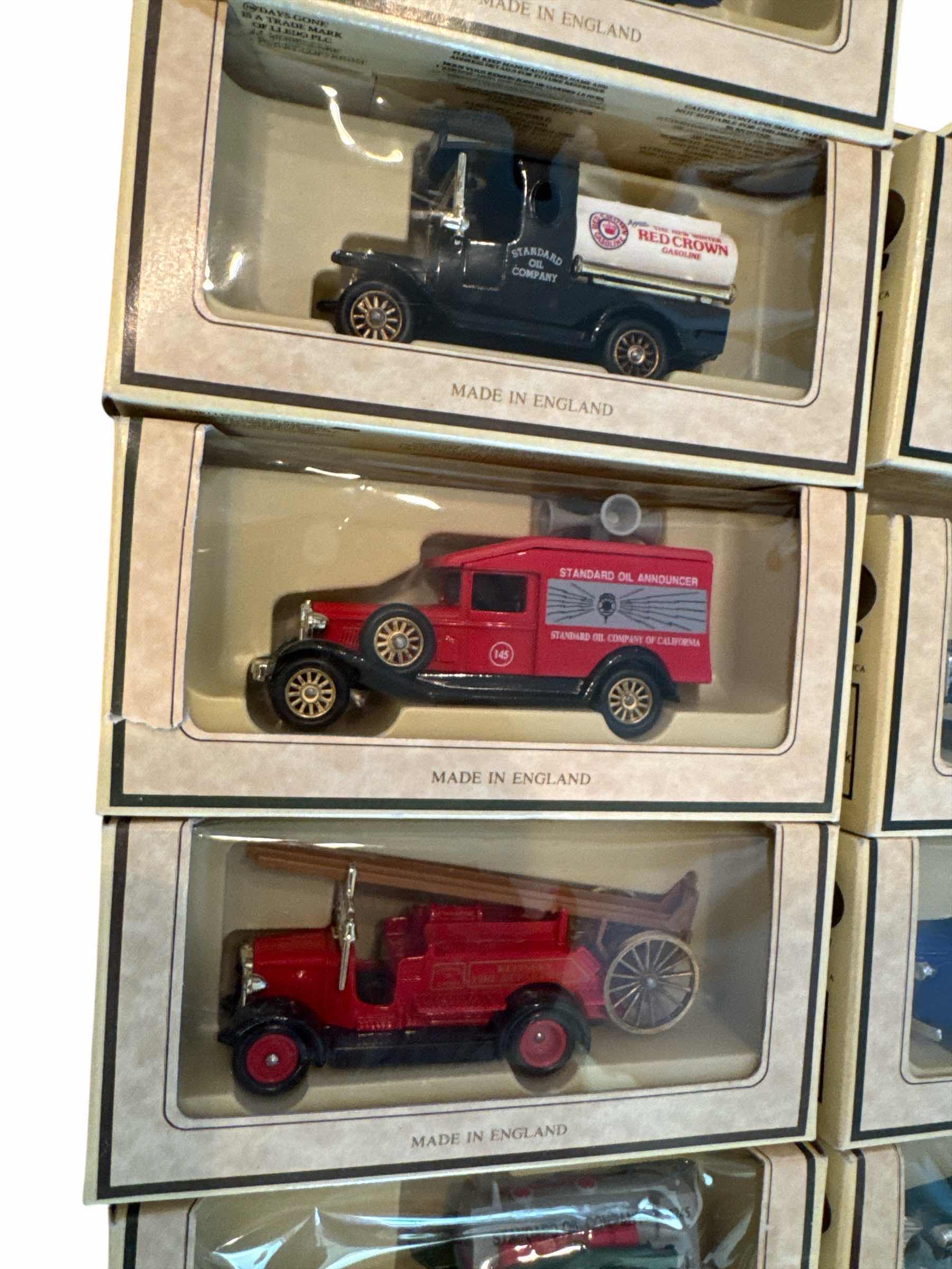 Photo 1 of 100
9 VINTAGE LLEDO DIECAST CARS MADE IN ENGLAND
