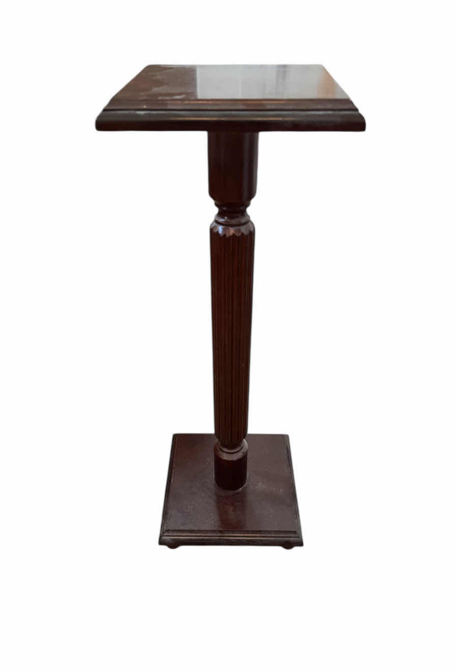 Photo 1 of 90
VINTAGE WOODEN STAND, PEDESTAL, BOOKS, AND MEATL SHELF.

SHELF
13” X 15” X H33”

WOODEN STAND
9.5” X 9.5” X H27”