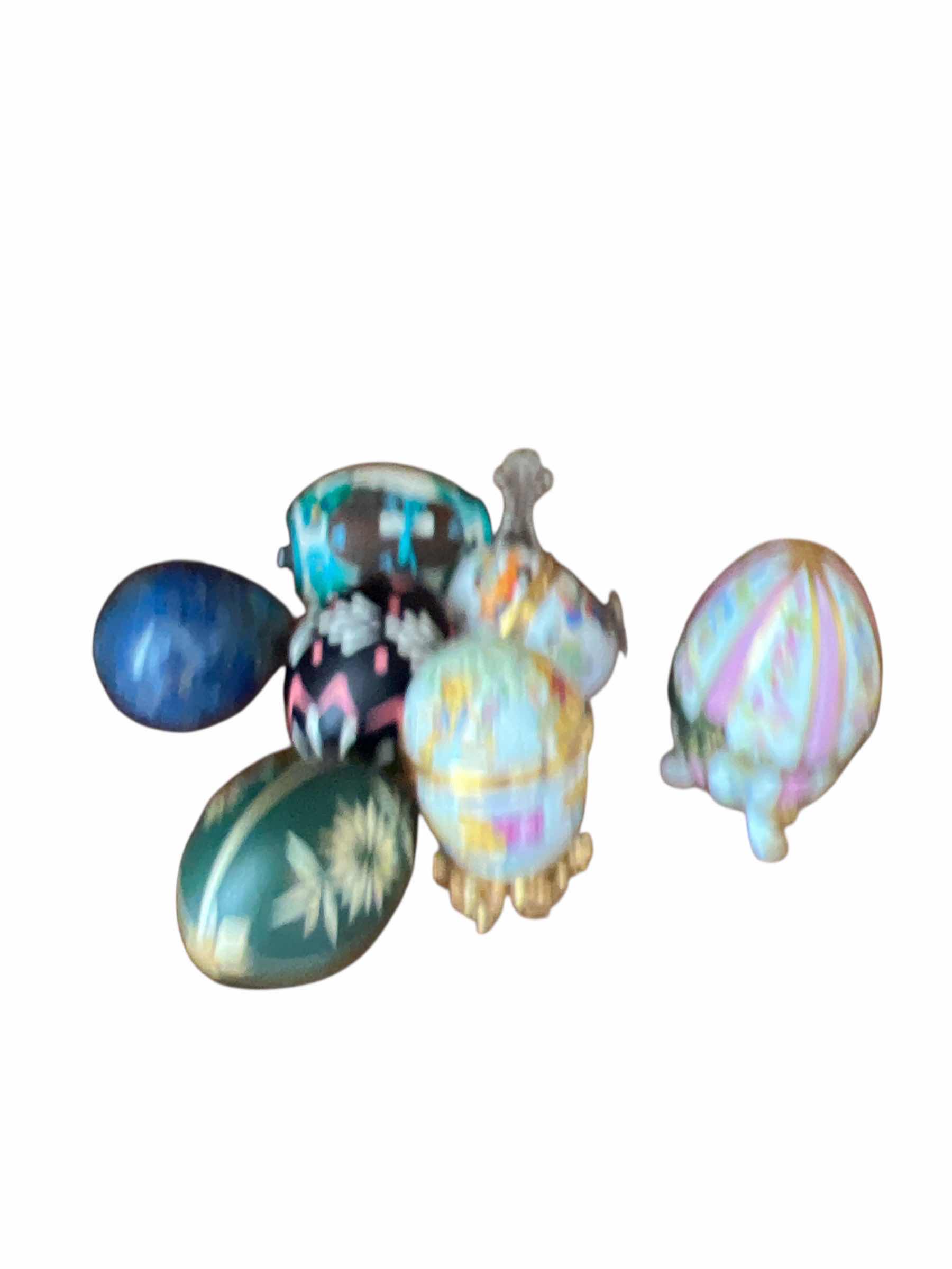 Photo 1 of LOT OF DECORATIVE EGGS INCLUDING POO EGG WITH POOH TRINKET