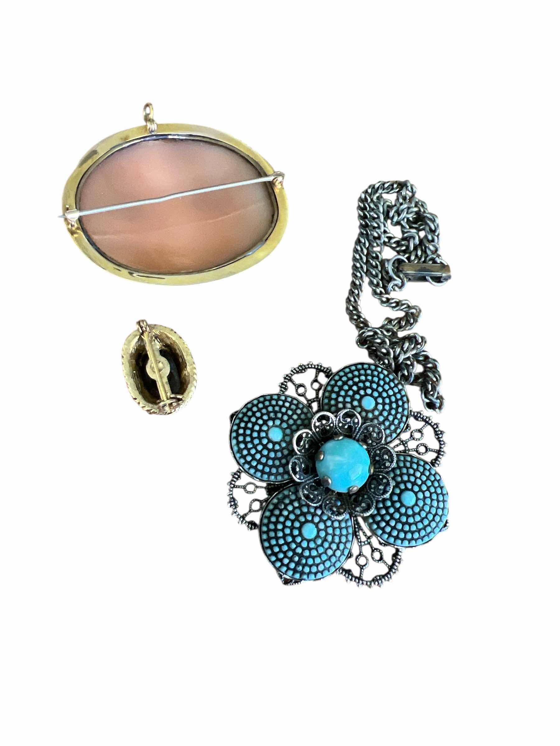 Photo 1 of LOT: TWO CAMEO BROACHES AND ART DECCO PENDANT AND CHAIN
