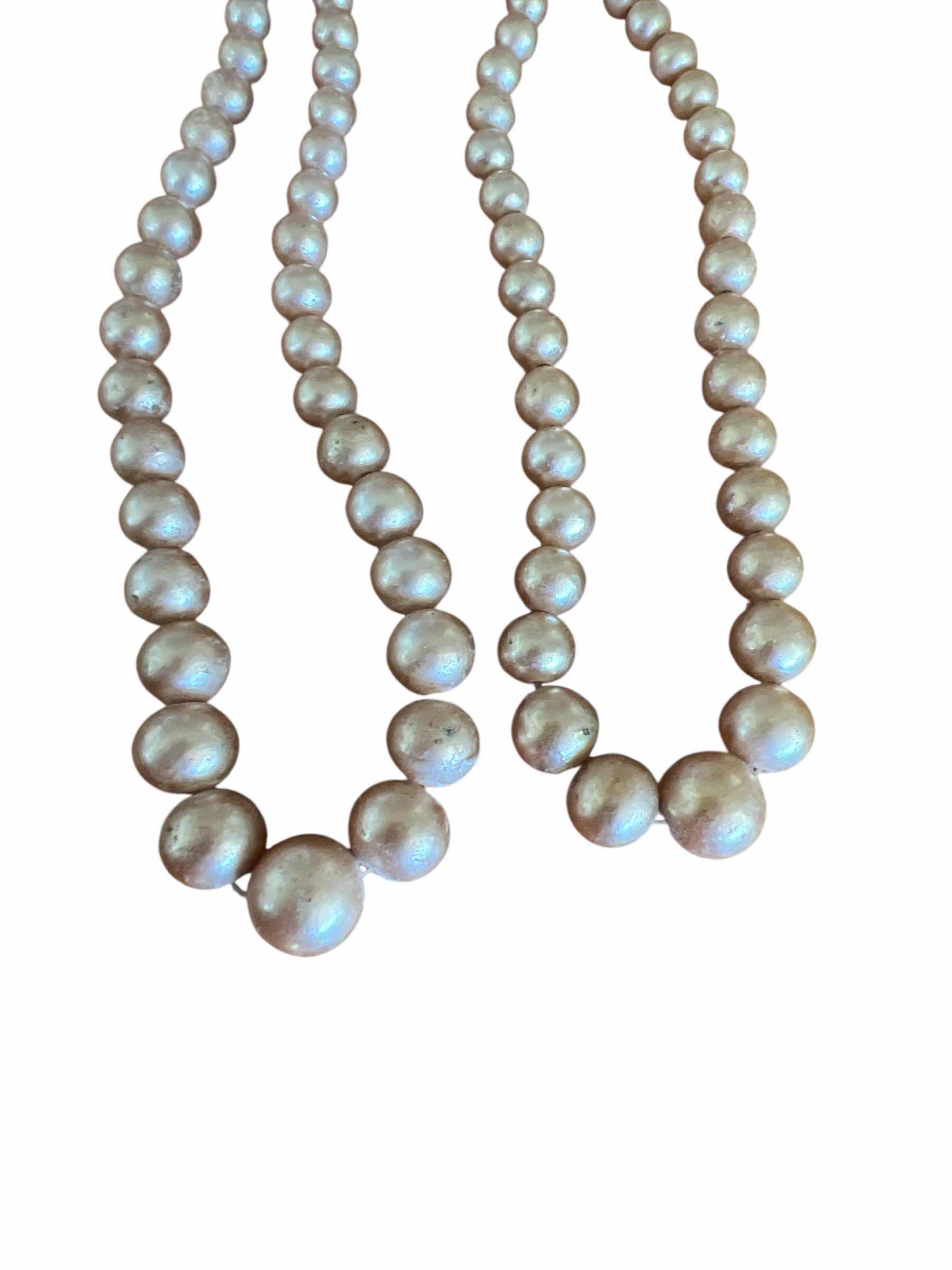 Photo 1 of VINTAGE PEARLIZED BEAD NECKLACES - SILVER CLASP - GRADUATED -  16“ LONG