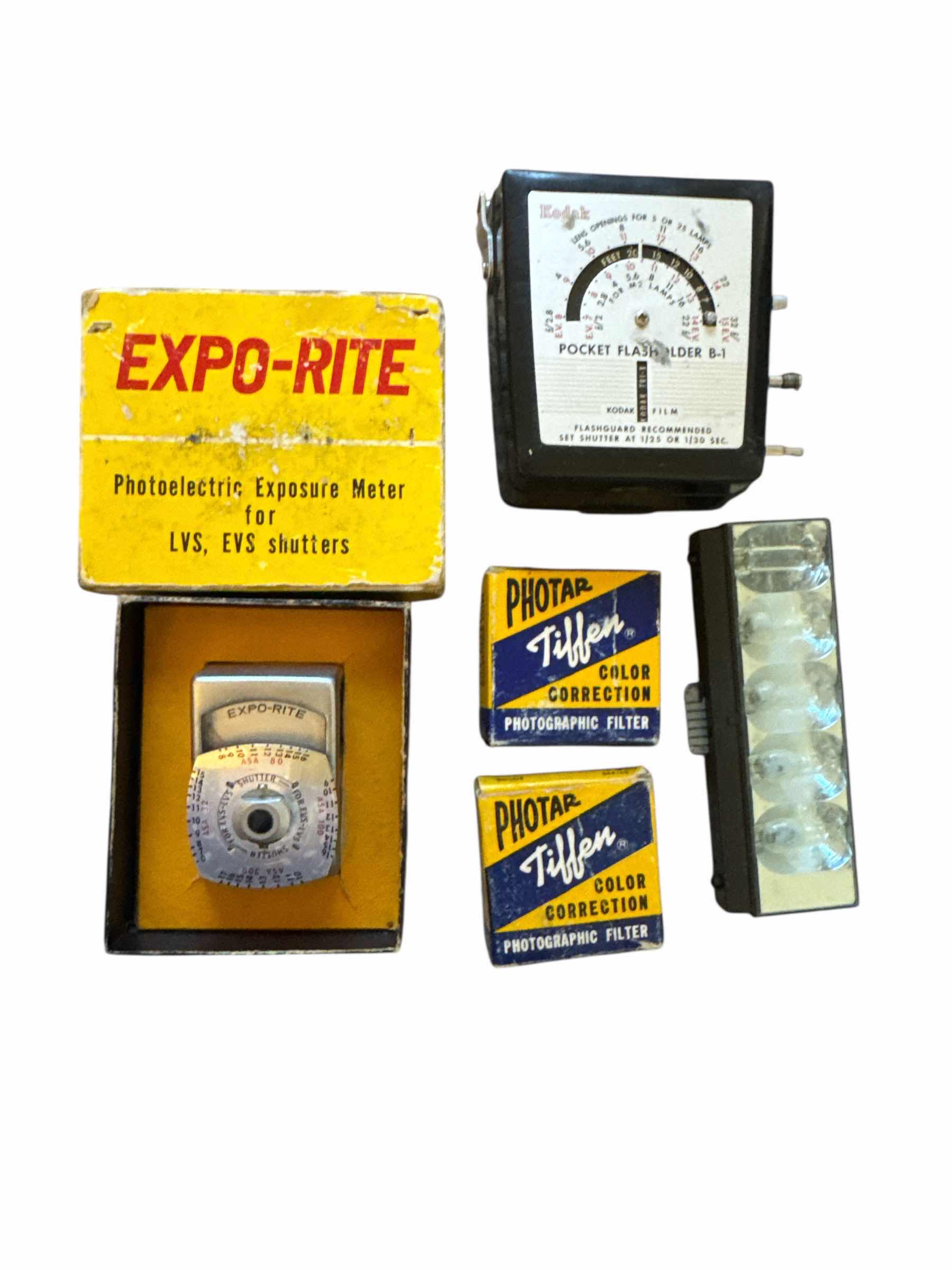 Photo 1 of VINTAGE PHOTOGRAPHY PARAPHERNALIA