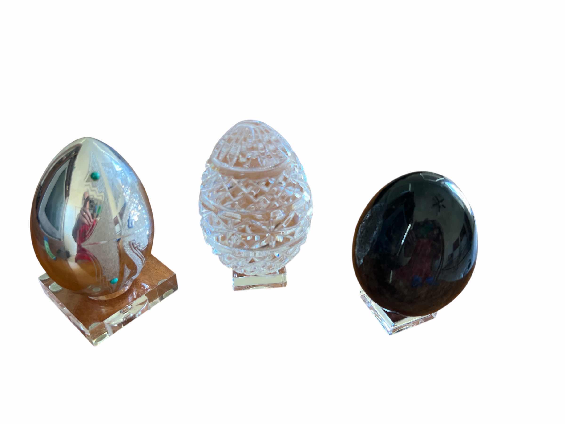 Photo 1 of LOT OF THREE - ART EGGS : ONE IS A LARGE CRYSTAL BACCARAT CRYSTAL EGG, ONE IS A VINTAGE WTCHED SILVER WGG AND THE THIRD IS A NATURAL STONE
