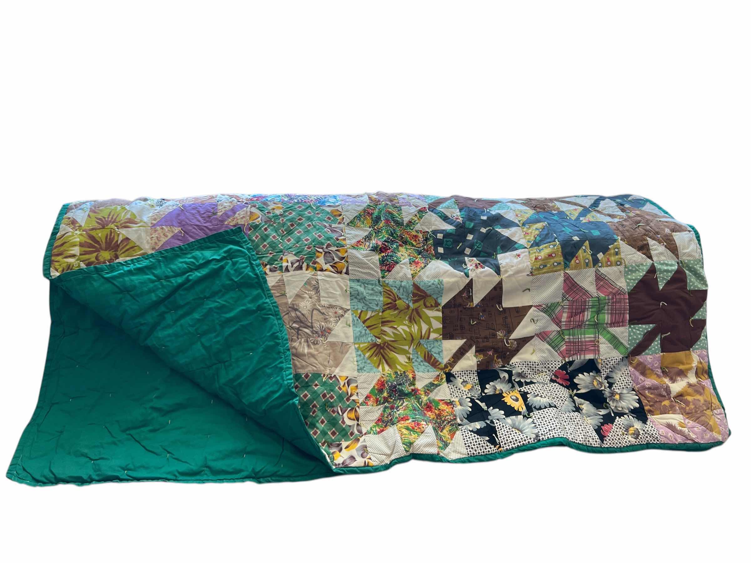Photo 1 of HAND MADE TIED QUILT - VINTAGE - TWIN SIZE