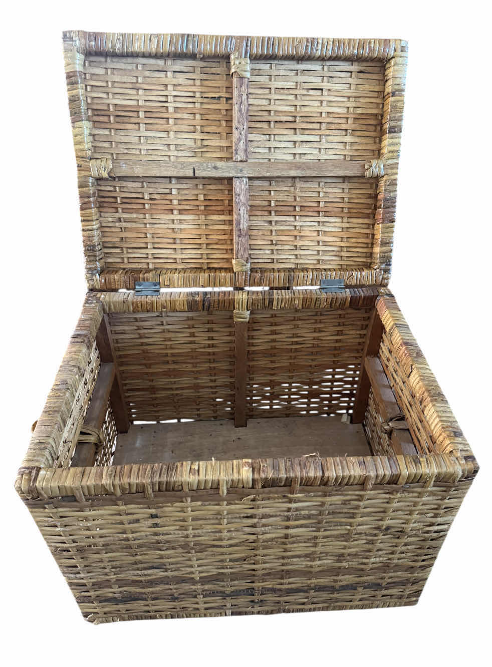 Photo 1 of 30
VINTAGE WOVEN WICKER STORAGE BASKET WITH HANDLES, HOME GOODS, HOME DECOR, HOME ESSENTIALS
14.5” X 20” X H15”