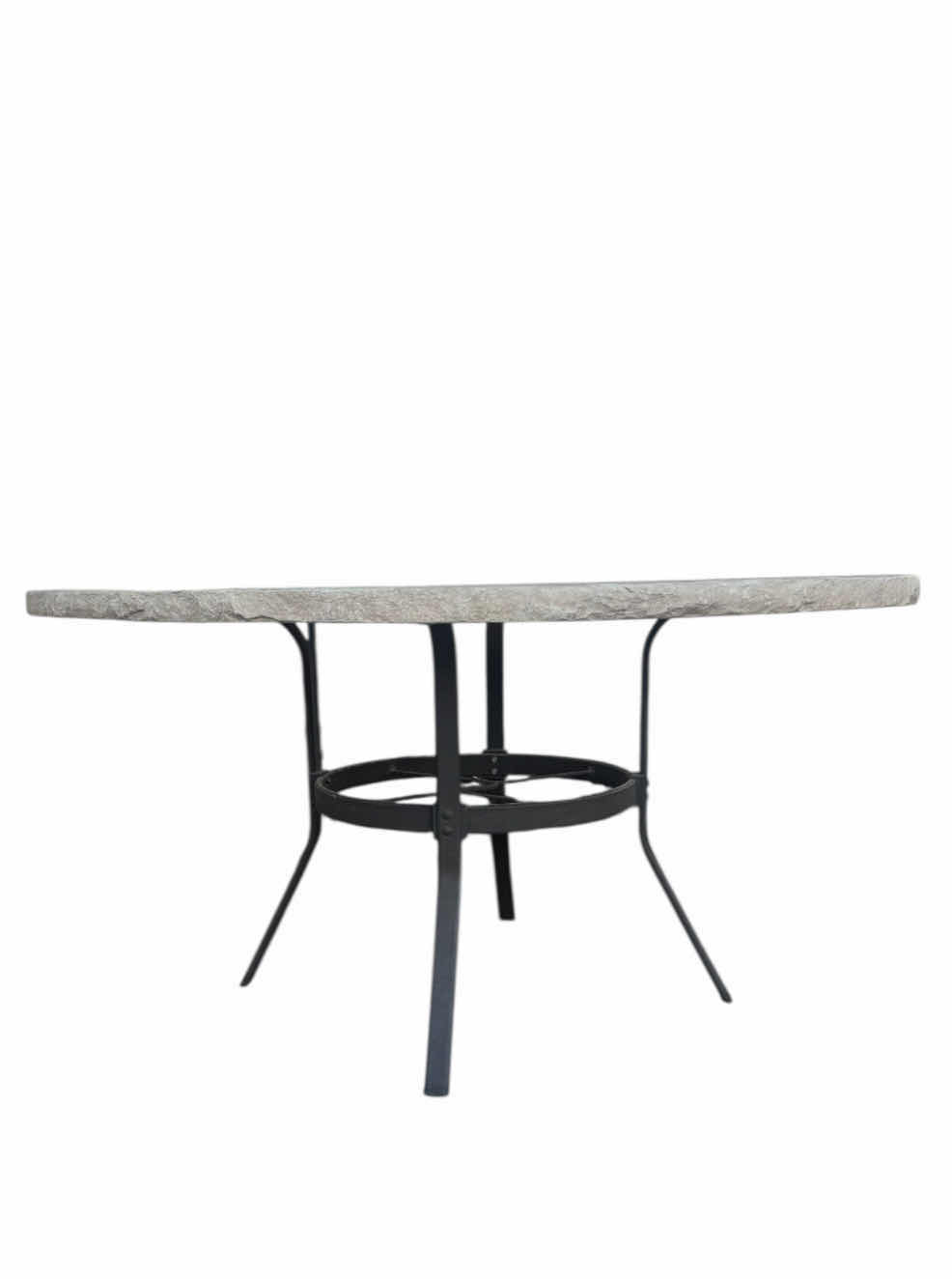 Photo 1 of 250
OUTDOOR ROUND TABLE, OUTDOOR/PATIO FURNITURE. METAL/RESIN. TAN/BROWN
D54” X H27.5”