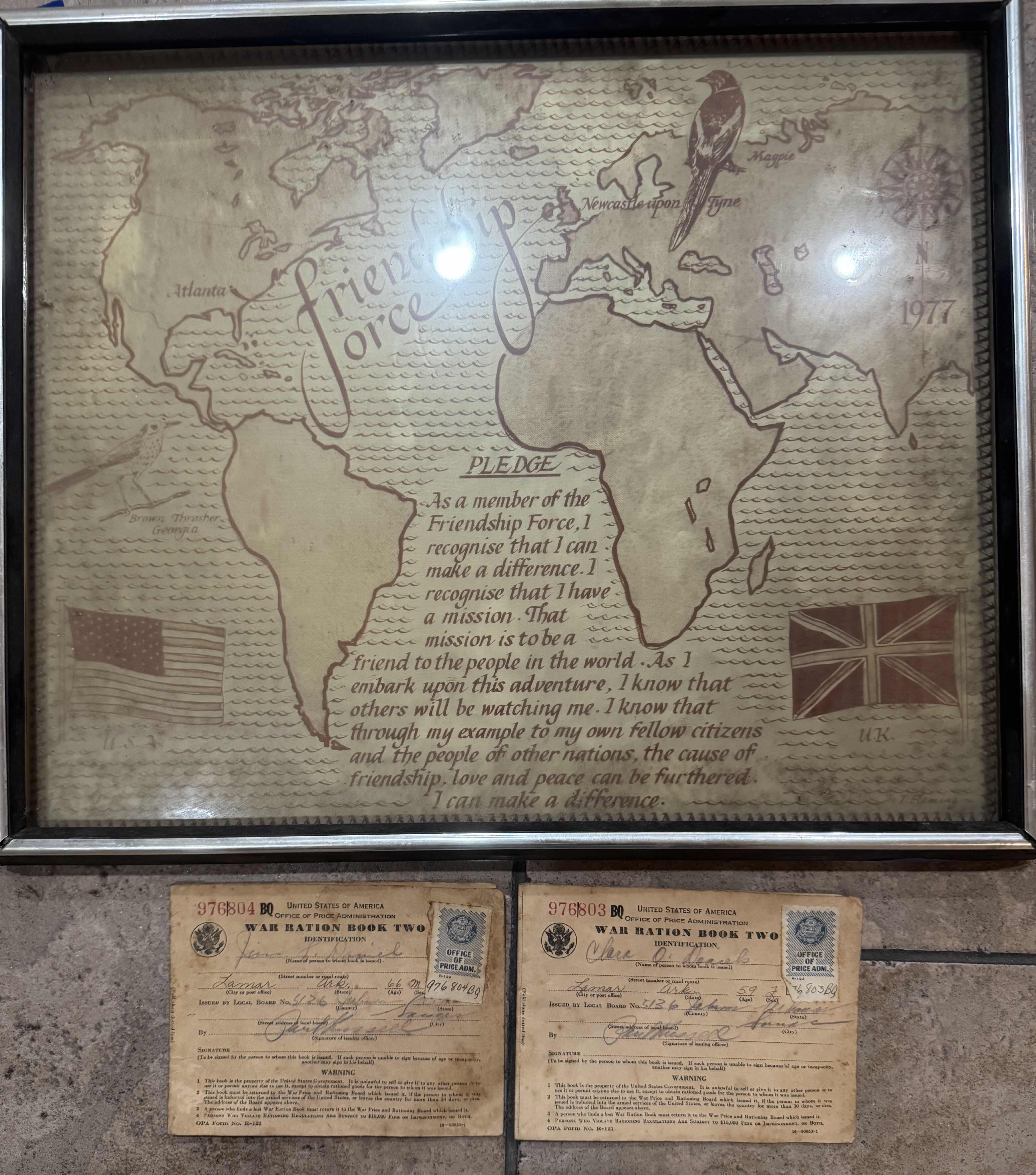 Photo 1 of 80
VINTAGE FRAMED WORLD MAP AND UNITED STATES OF AMERICA OFFICE OF PRICE ADMINISTRATION, WAR RATION BOOKS, WAR COLLECTABLE, HISTORY, HISTORIC ITEMS, ARTWORK, ART COLLECTION

MAP 
14” X 17” X H1”