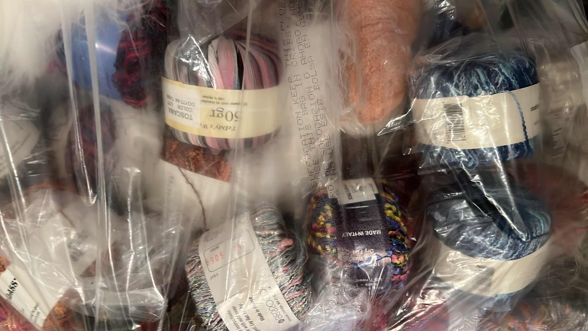 Photo 1 of BAG OF THREAD, YARN AND MORE