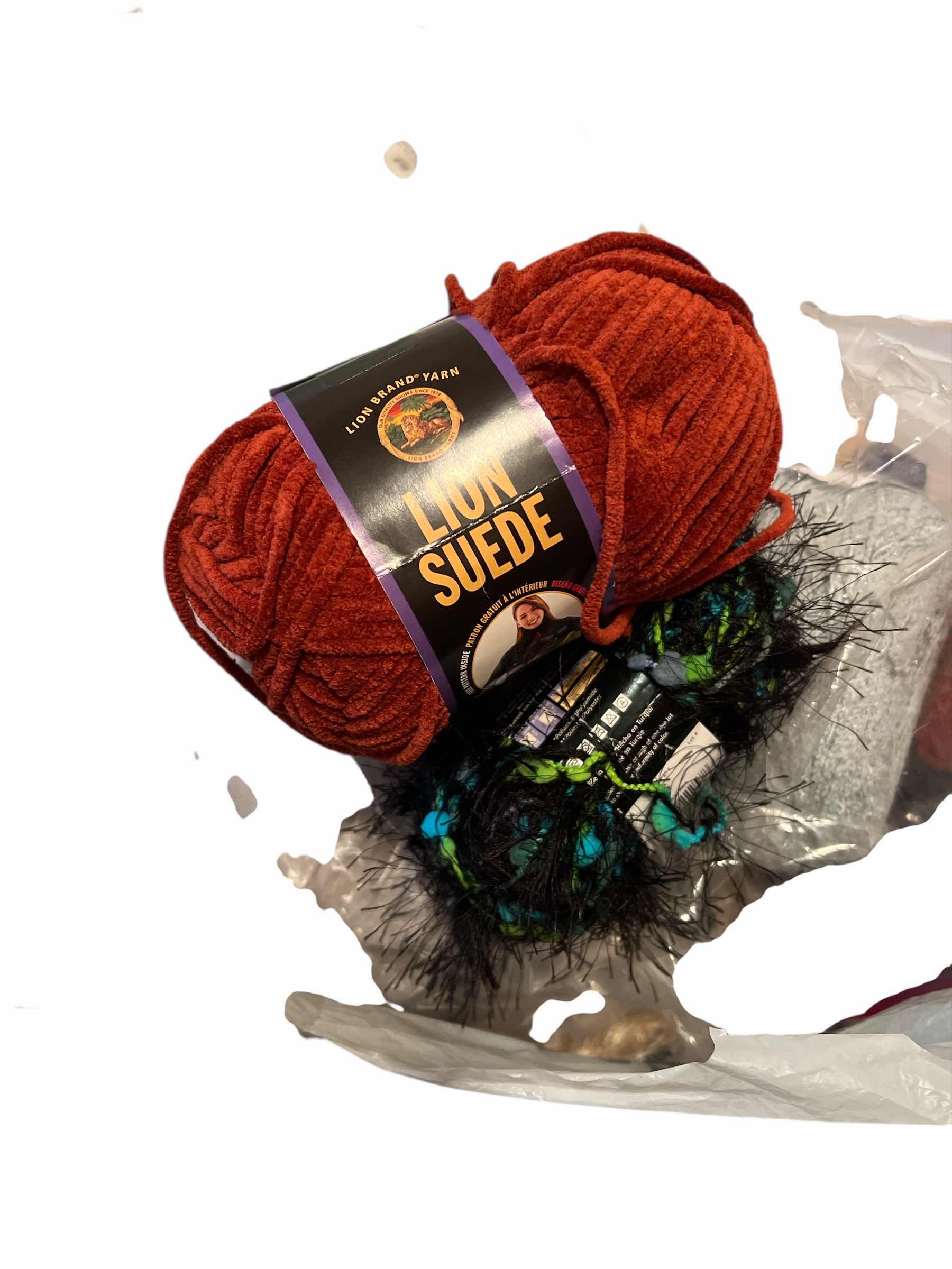 Photo 1 of BAG OF CRAFTING CLOTH, THREAD AND YARN