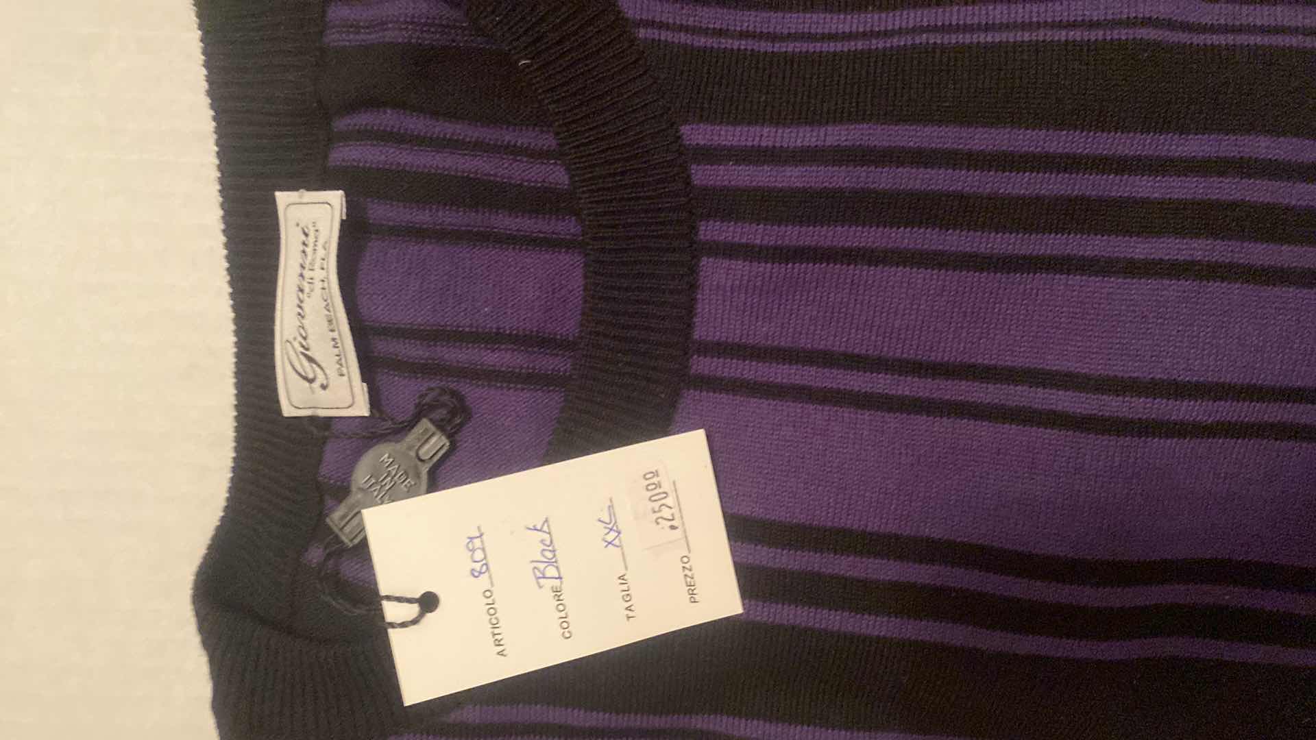 Photo 1 of 3 - NEW DESIGNER SWEATERS MENS SIZE XL (2 WITH TAGS)