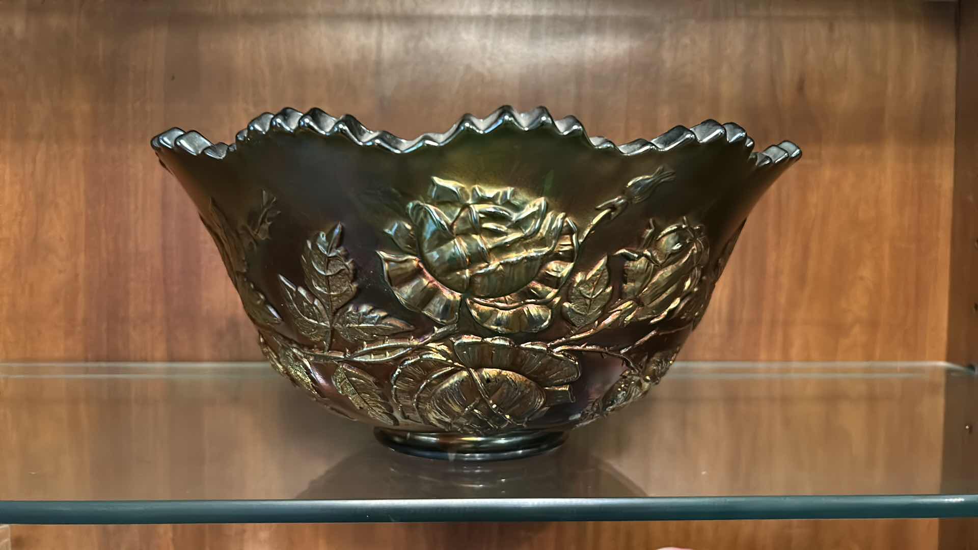 Photo 1 of VINTAGE IRIDESCENT CARNIVAL GLASS BOWL D12”