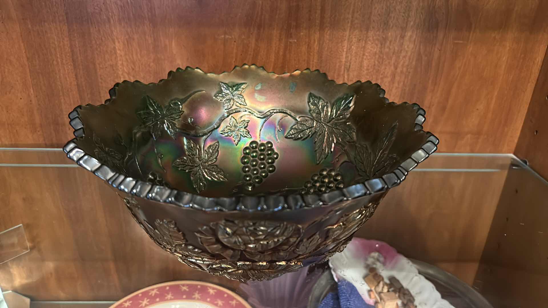 Photo 1 of VINTAGE IRIDESCENT CARNIVAL GLASS BOWL D12”