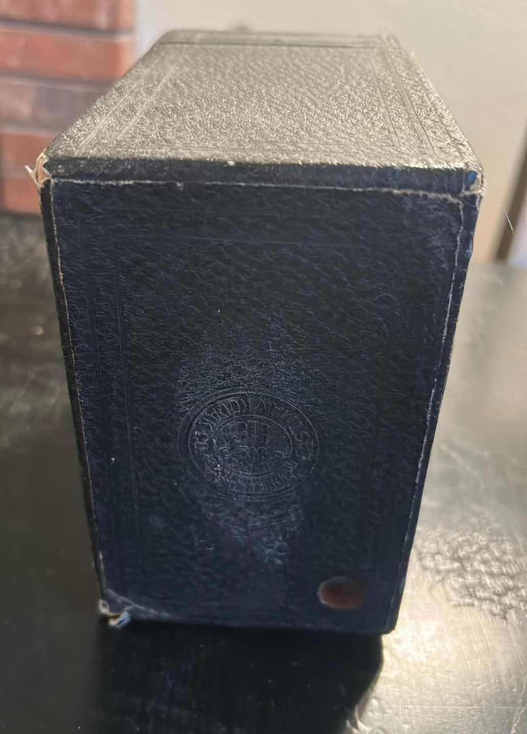 Photo 1 of ANTIQUE KODAK BROWNIE BOX CAMERA