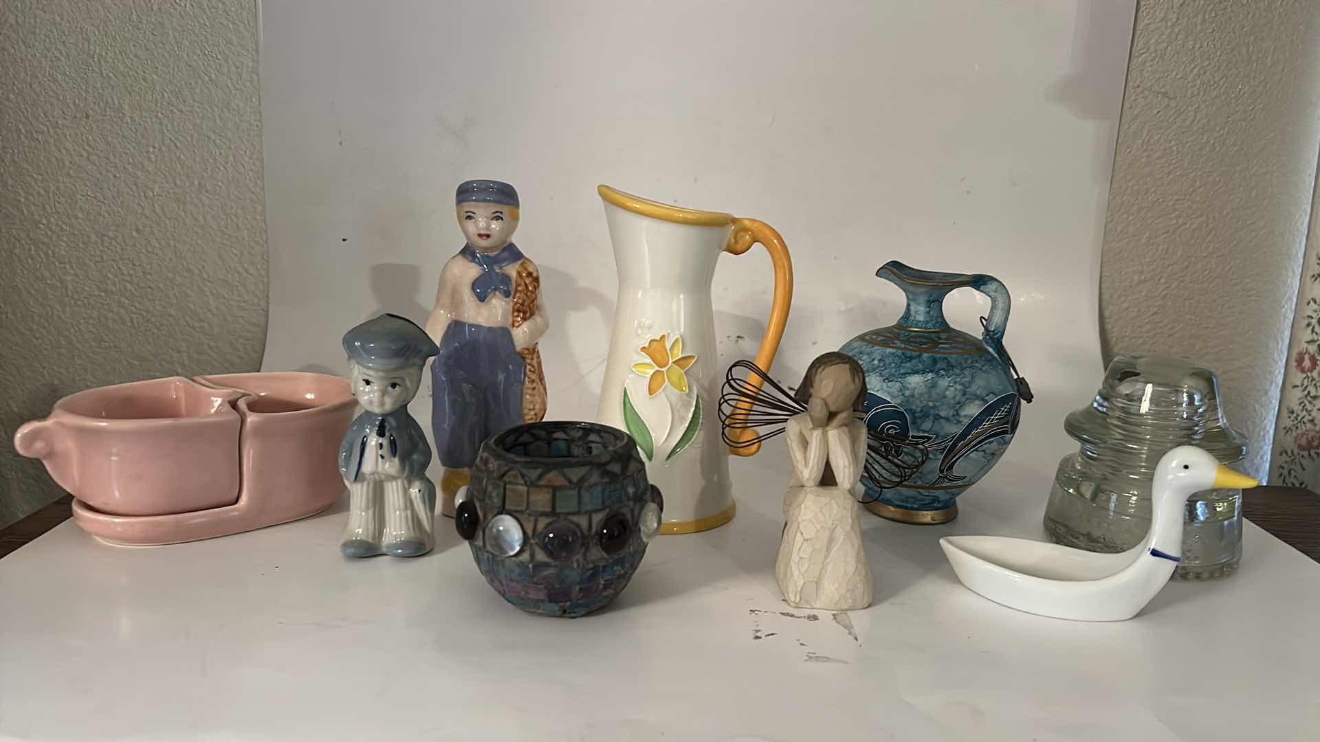 Photo 1 of HOME DECOR- FIGURINES, VASES, PITCHERS AND MORE (DAFFODIL VASE H6”)
