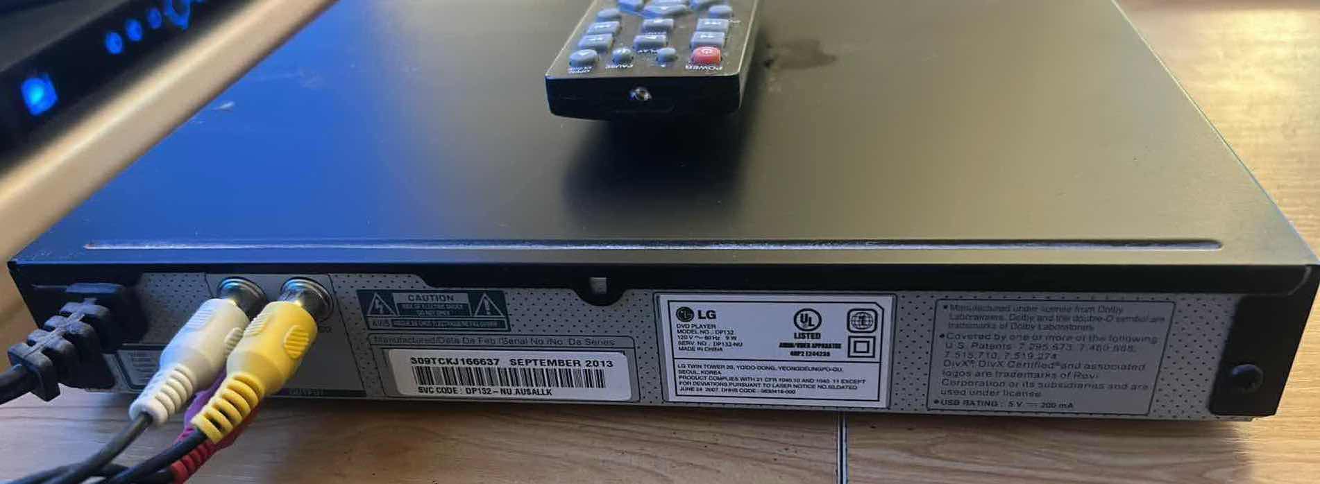Photo 1 of LG DVD RECORDER W REMOTE