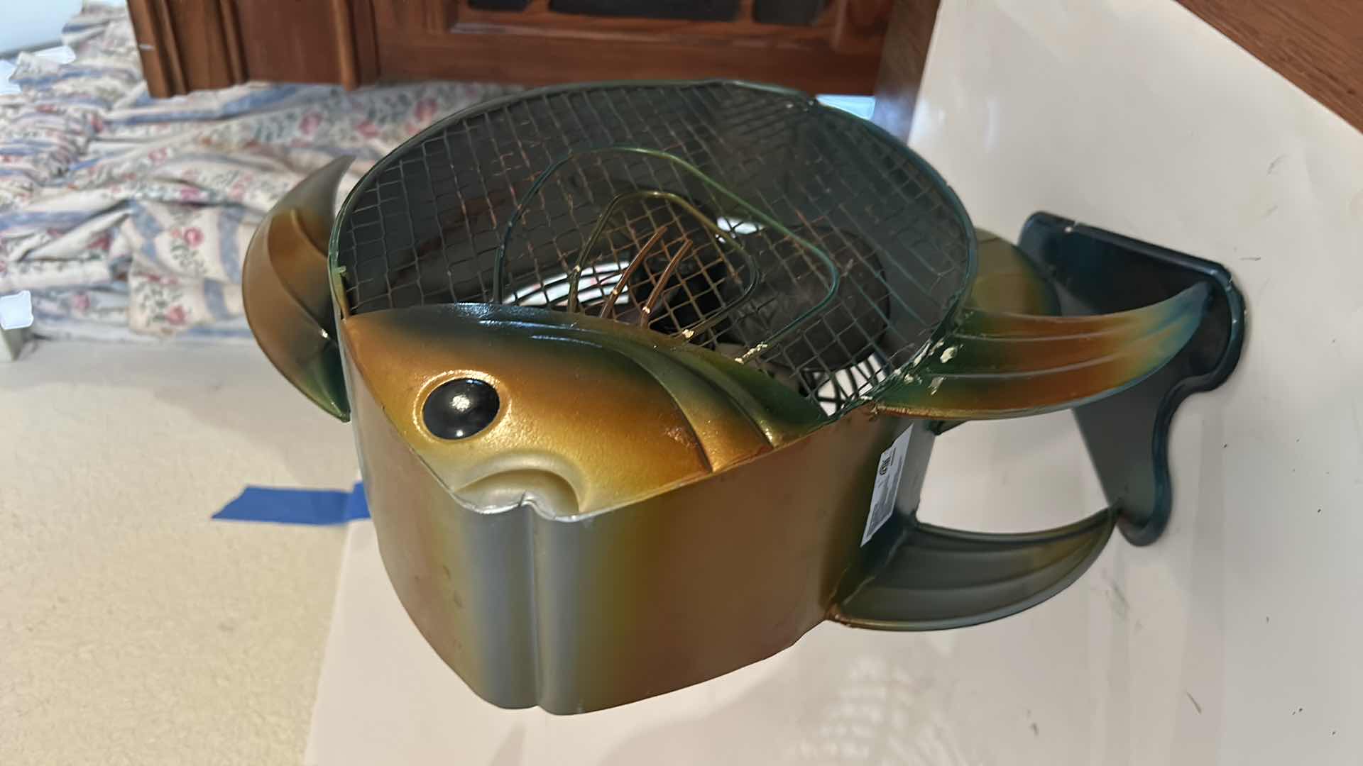 Photo 1 of METAL FISH FAN H13.5”