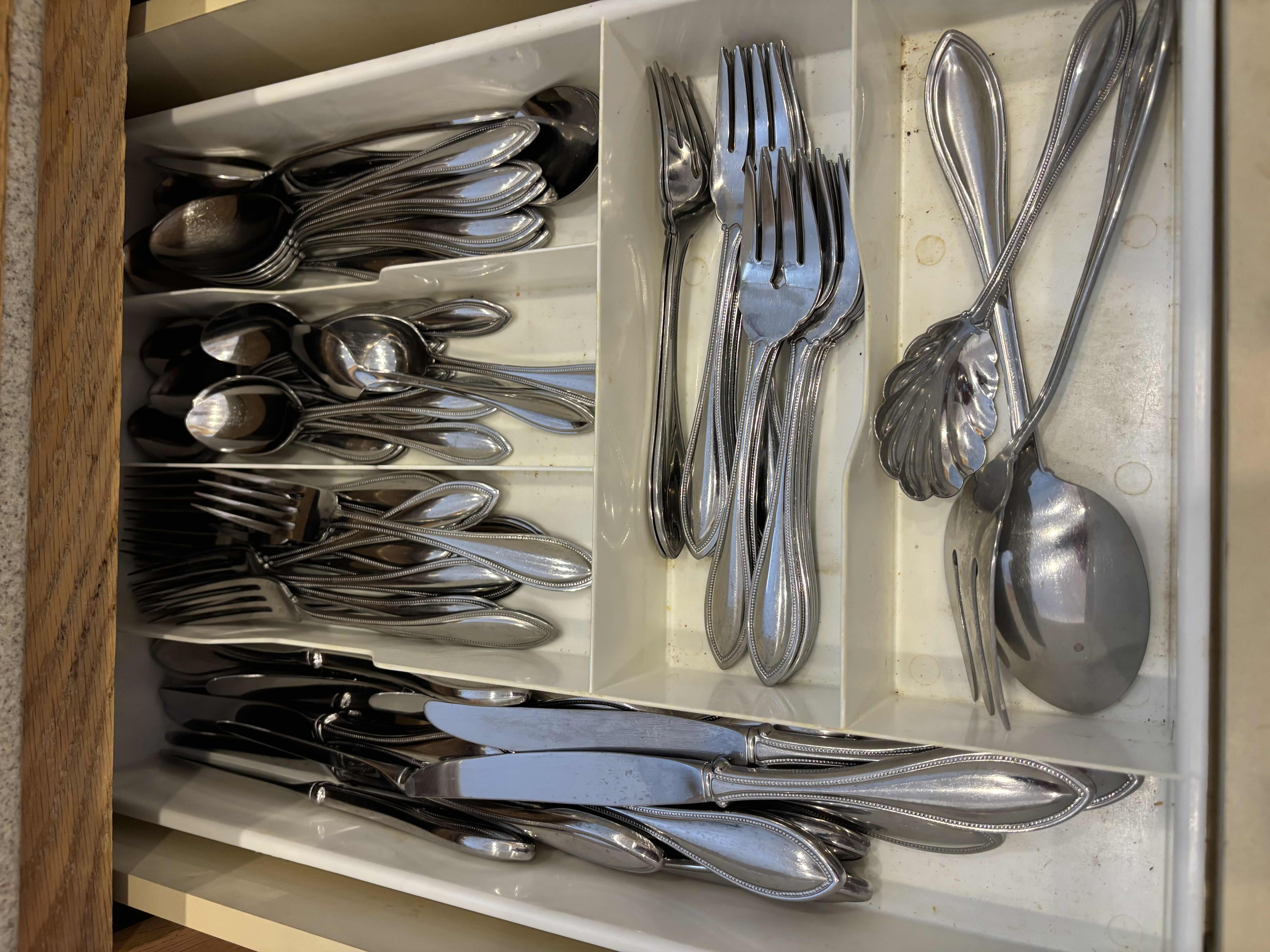 Photo 1 of CONTENTS OF KITCHEN DRAWERS (2)