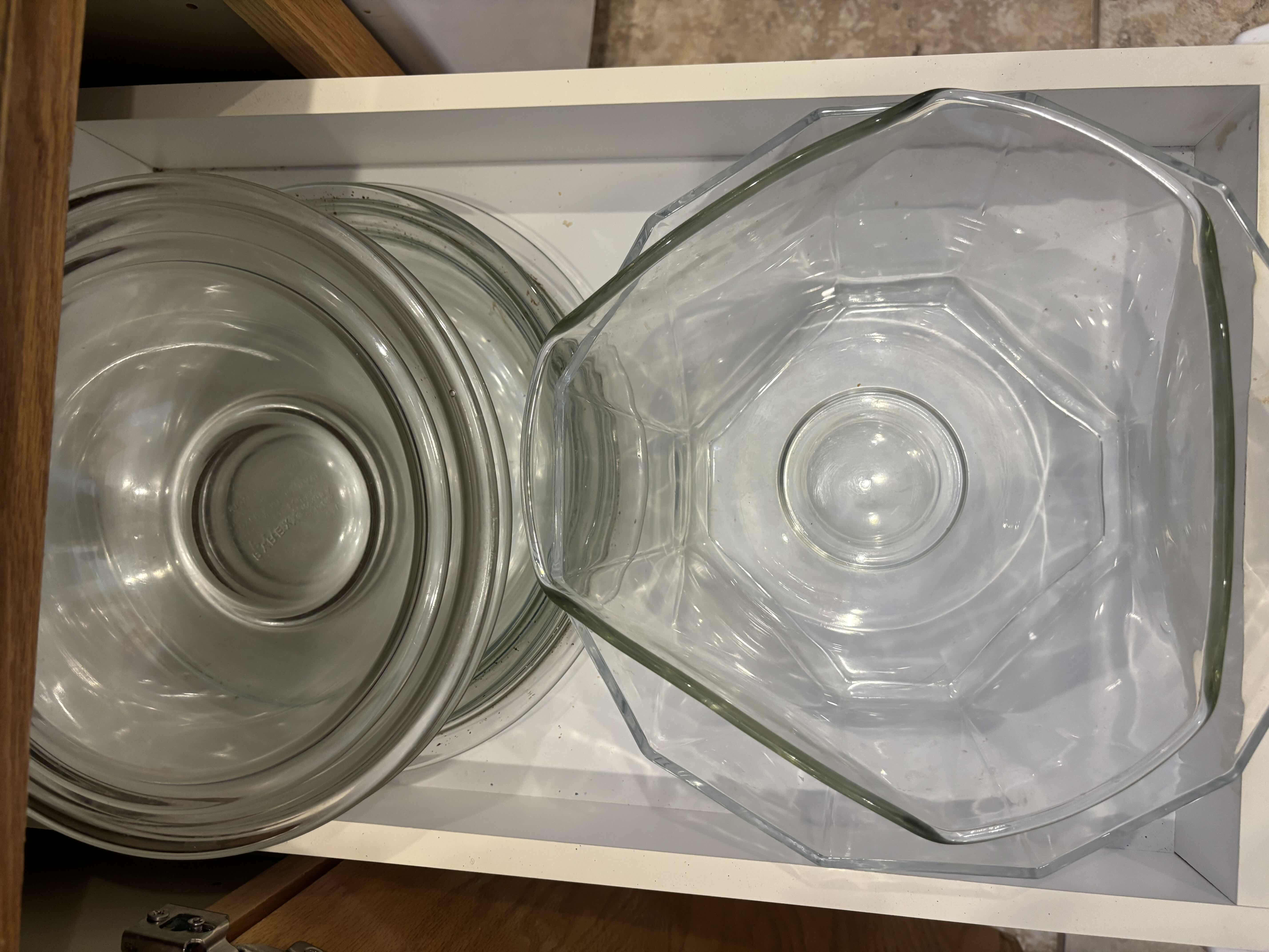 Photo 1 of CONTENTS OF KITCHEN CABINET