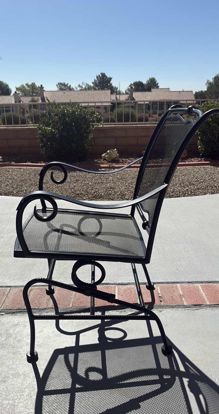 Photo 1 of 2- MEADOWCRAFT MONTE-CELLO WROUGHT IRON PATIO DINING ARM CHAIR SEAT HEIGHT 17” TOTAL H34”