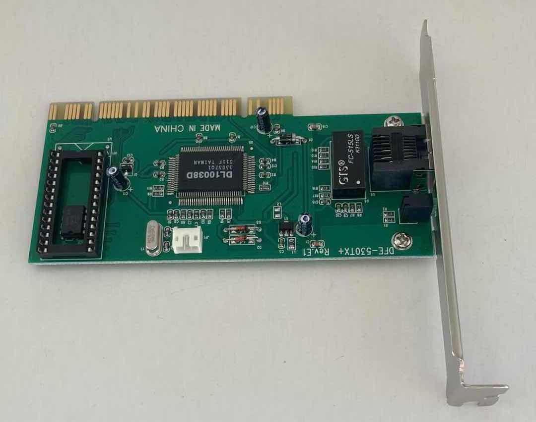 Photo 3 of NEW D-LINK NETWORK DFE-530TX 10/100 MBPS PCI NIC