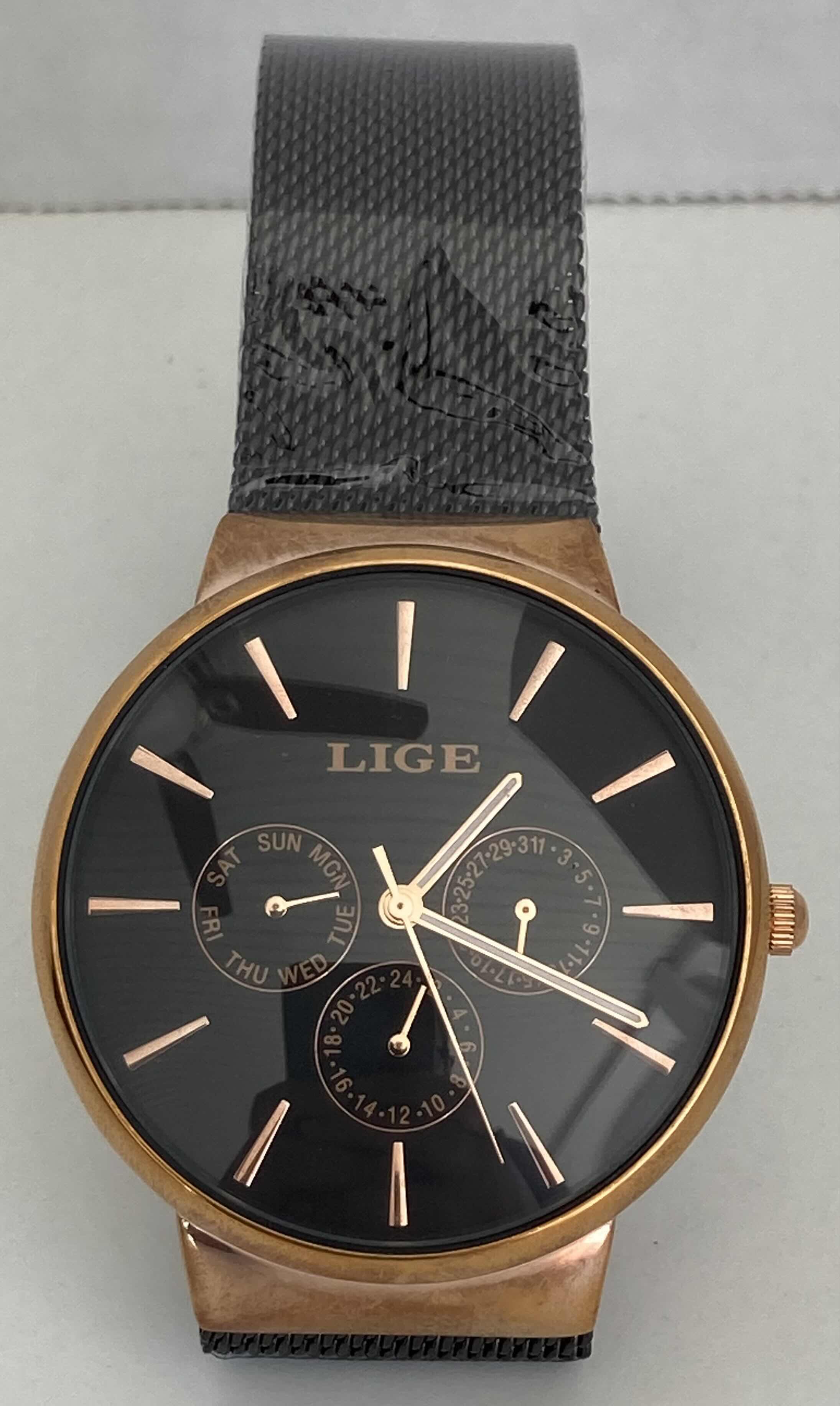 Photo 1 of LIGE GOLD & BLACK TONE STAINLESS STEEL MENS WATCH