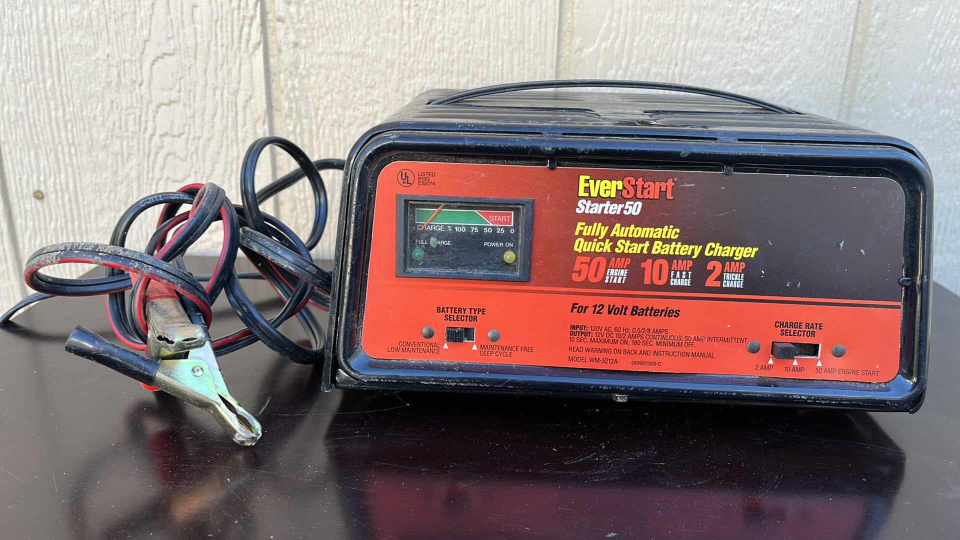 Photo 1 of EVERSTART 2/10/75AMP FULLY AUTOMATIC QUICK START BATTERY CHARGER