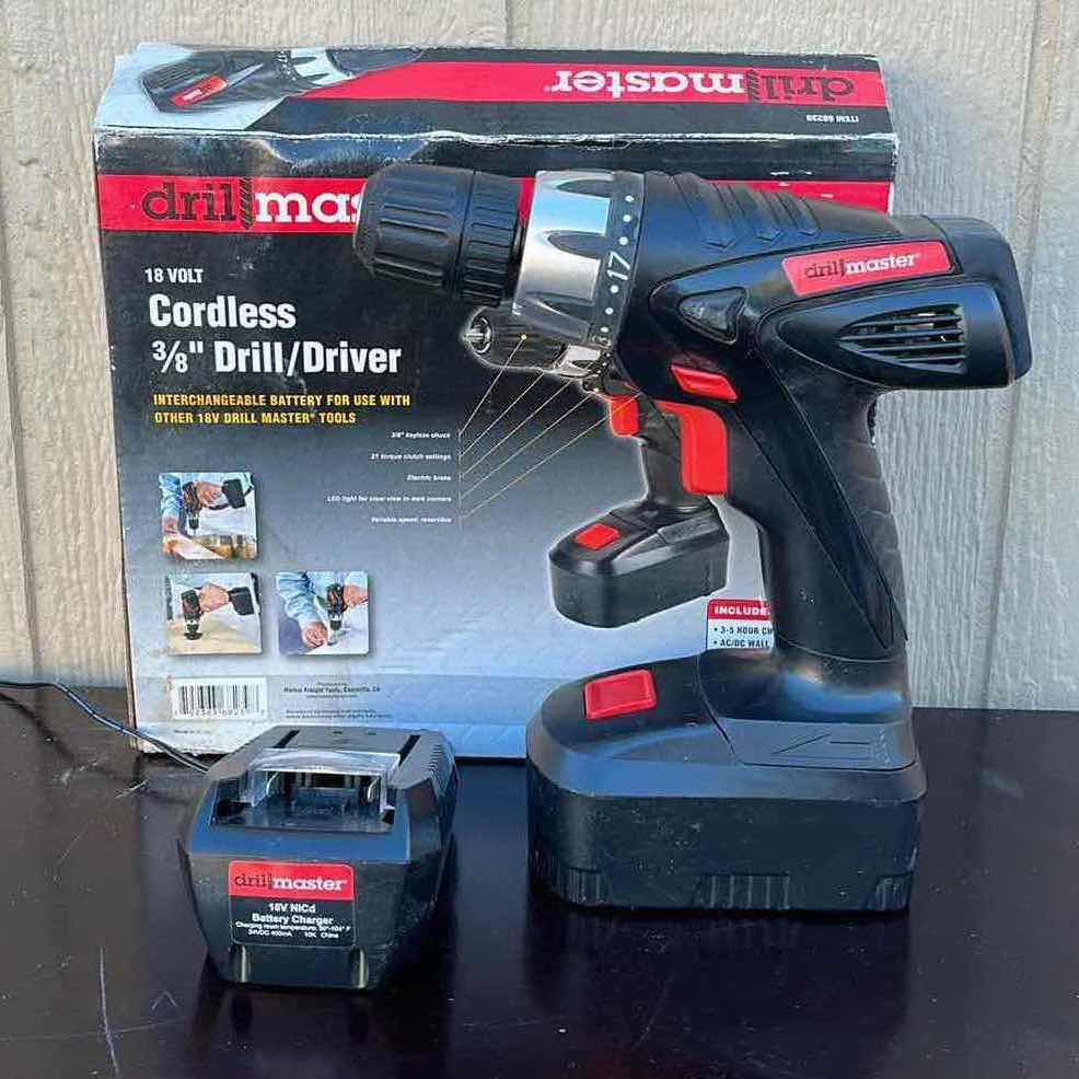 Photo 1 of DRILL MASTER 3/8” 18VOLT CORDLESS DRILL W BATTERY & CHARGER 38239