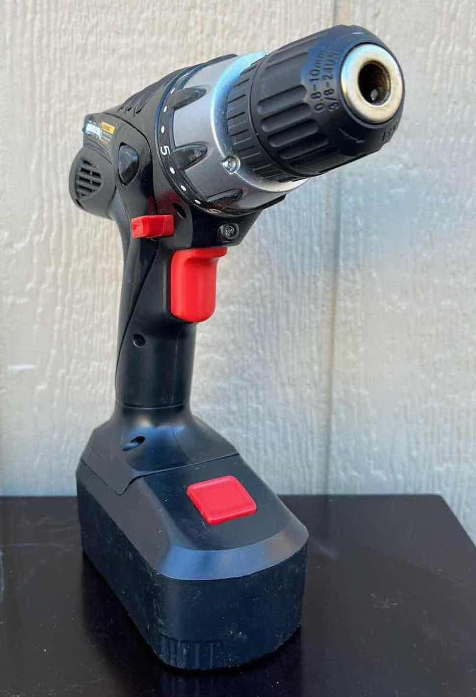 Photo 3 of DRILL MASTER 3/8” 18VOLT CORDLESS DRILL W BATTERY & CHARGER 38239