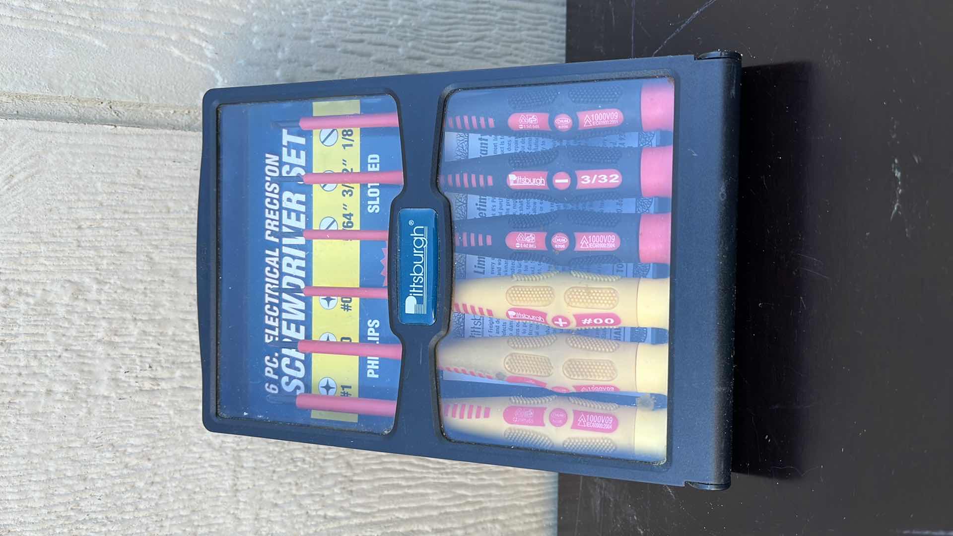 Photo 1 of PITTSBURGH ELECTRICAL PRECISION 6PC INSULATED SCREWDRIVER SET