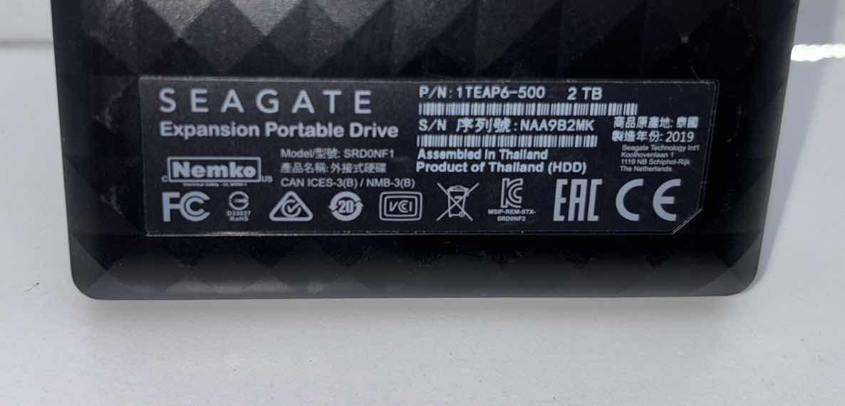 Photo 6 of SEAGATE 2TB EXPANSION PORTABLE DRIVE (1TEAP6-500)