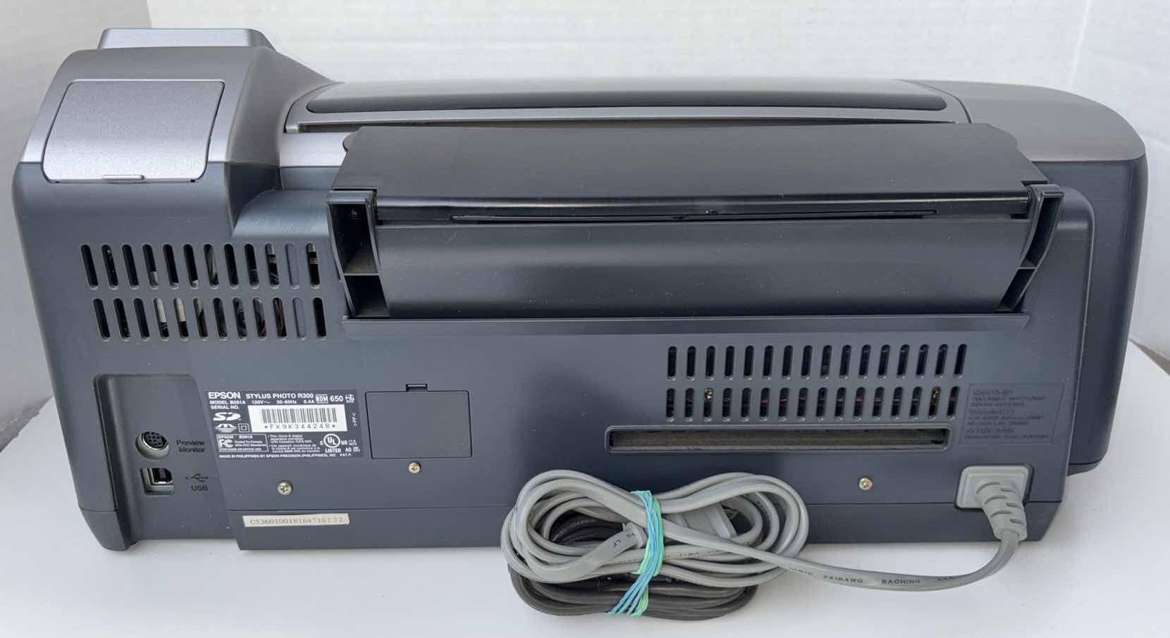 Photo 7 of EPSON STYLUS PHOTO PRINTER R300 (MODEL B281A)