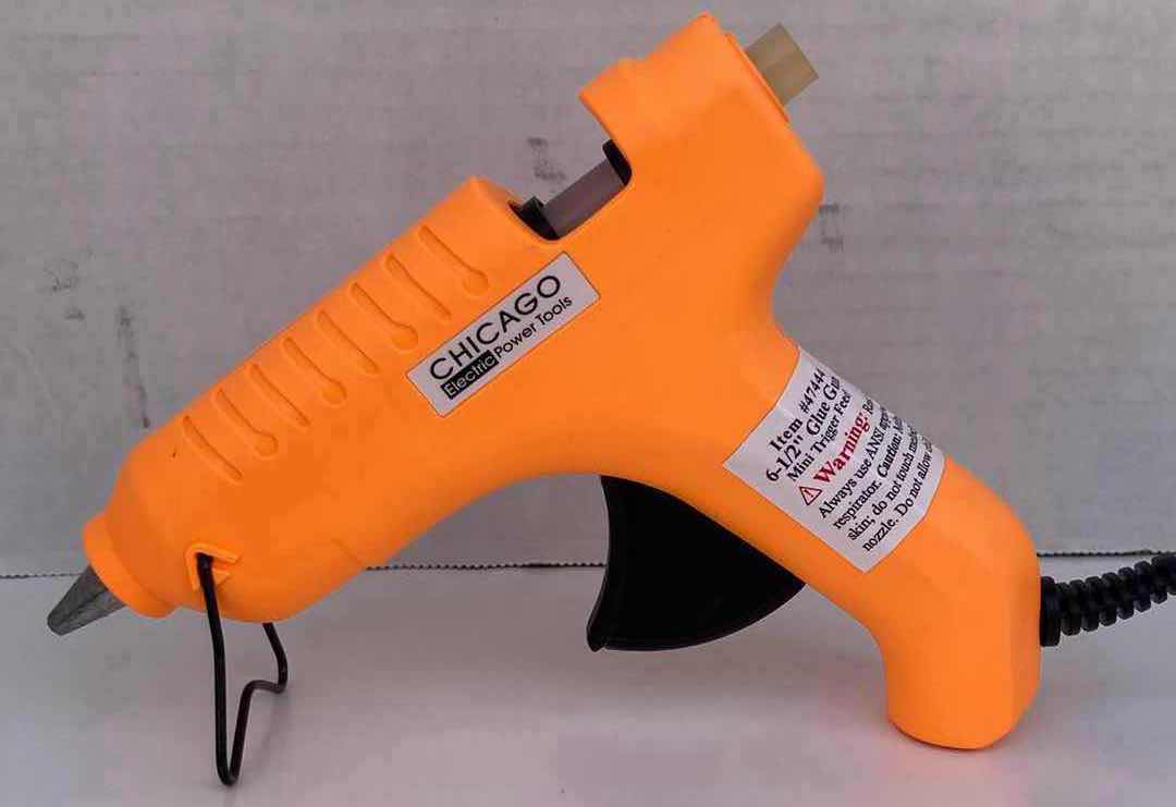 Photo 4 of CHICAGO ELECTRIC HEAT GUN MODEL 35776 & HOT GLUE GUN