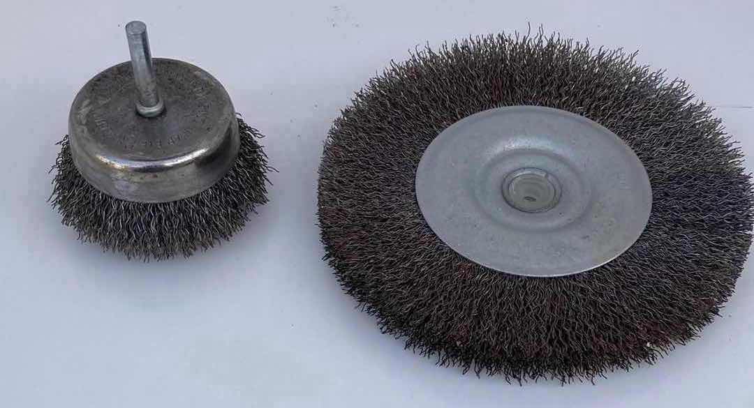 Photo 2 of WIRE WHEEL & CUP BRUSH SET (8)