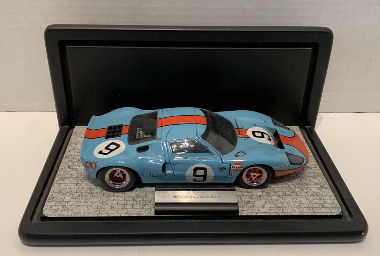 Photo 2 of REPLICA FORD GT-40 #9 YEAR:1968 SCALE: 1/20 WITH COLLECTORS CASE