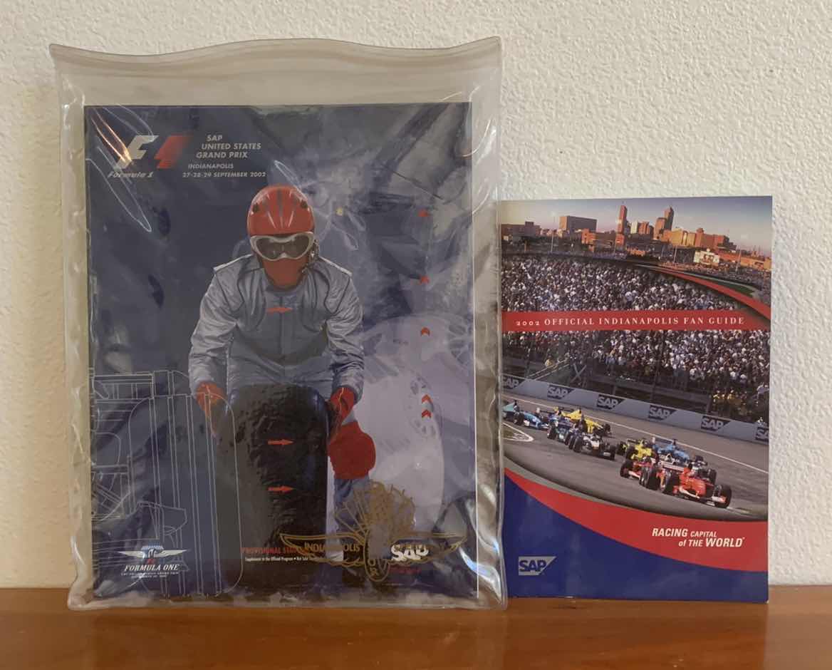 Photo 1 of F1 FORMULA 1 GRAND PRIX OFFICIAL PROGRAM YEAR 2002 IN PLASTIC SLEEVE