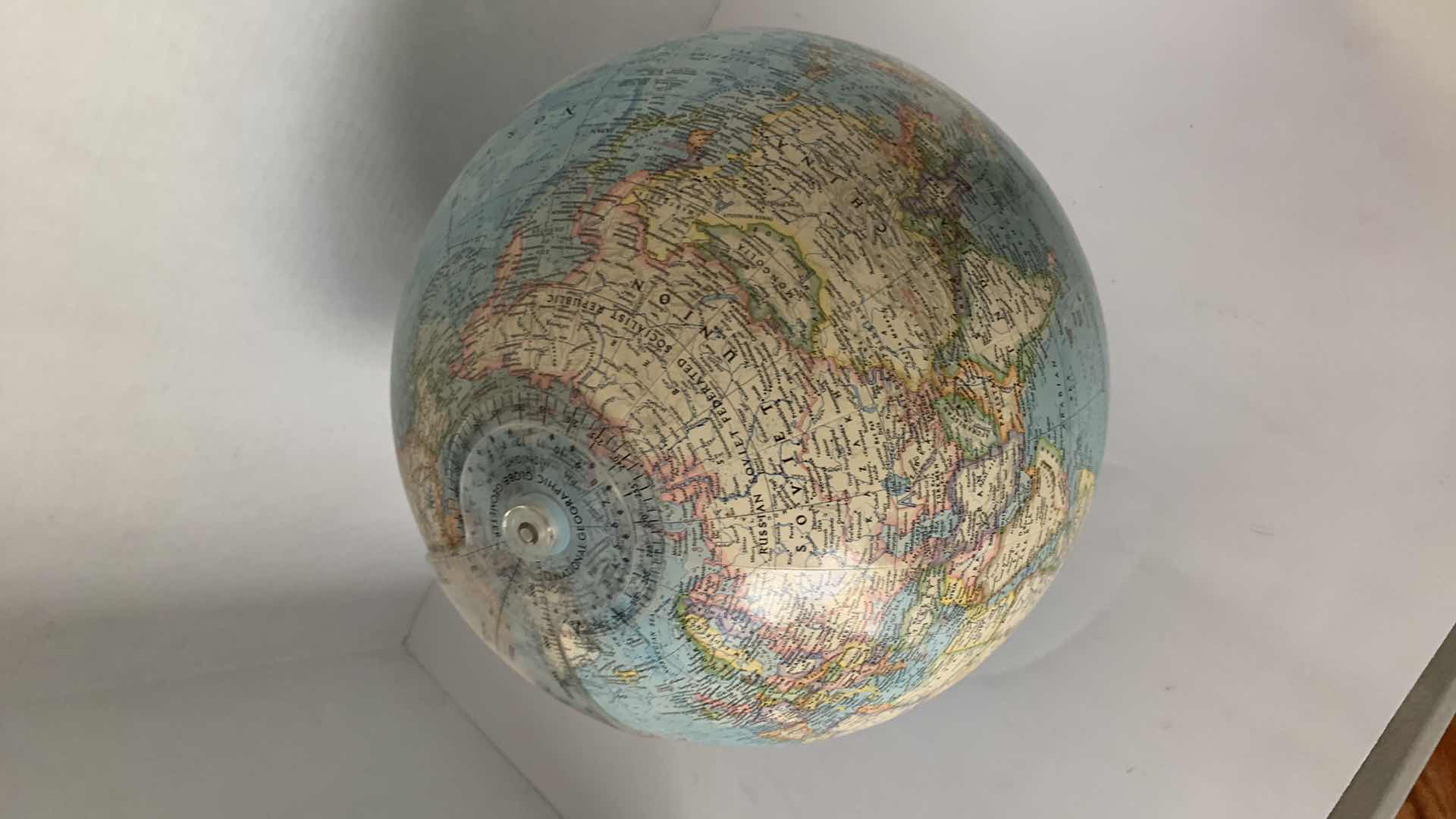 Photo 3 of NATIONAL GEOGRAPHIC GLOBE