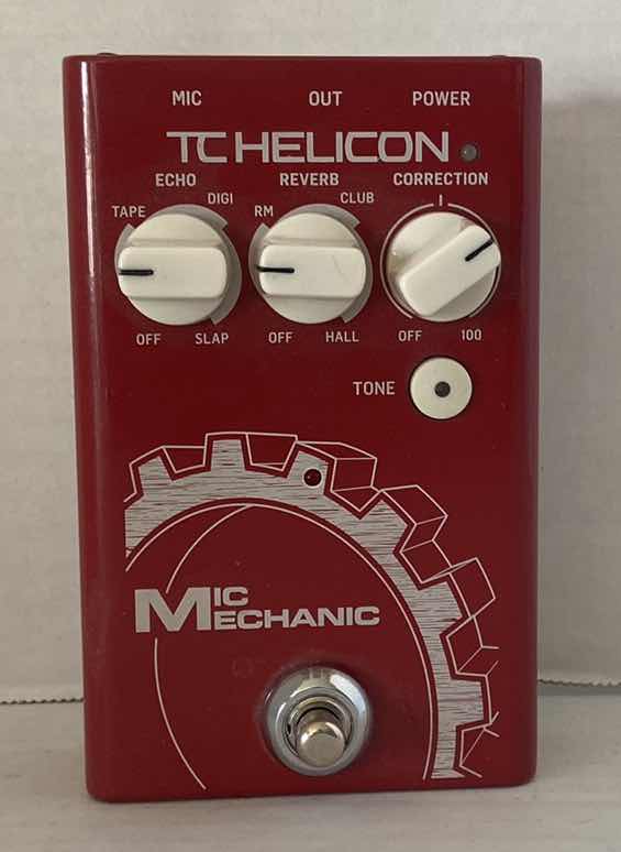 Photo 1 of TC HELICON MIC MECHANIC VOCAL EFFECTS ELECTRIC GUITAR STOMPBOX