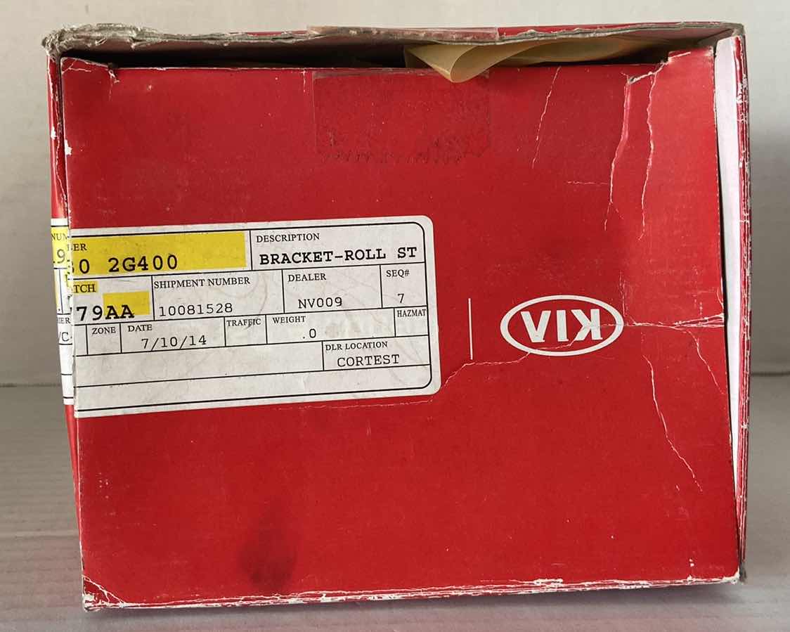 Photo 1 of KIA BRACKET ROLL SET